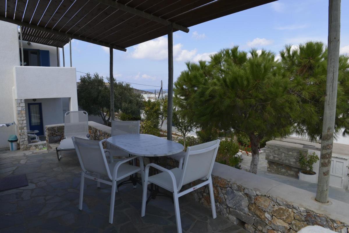 outdoor BBQ area