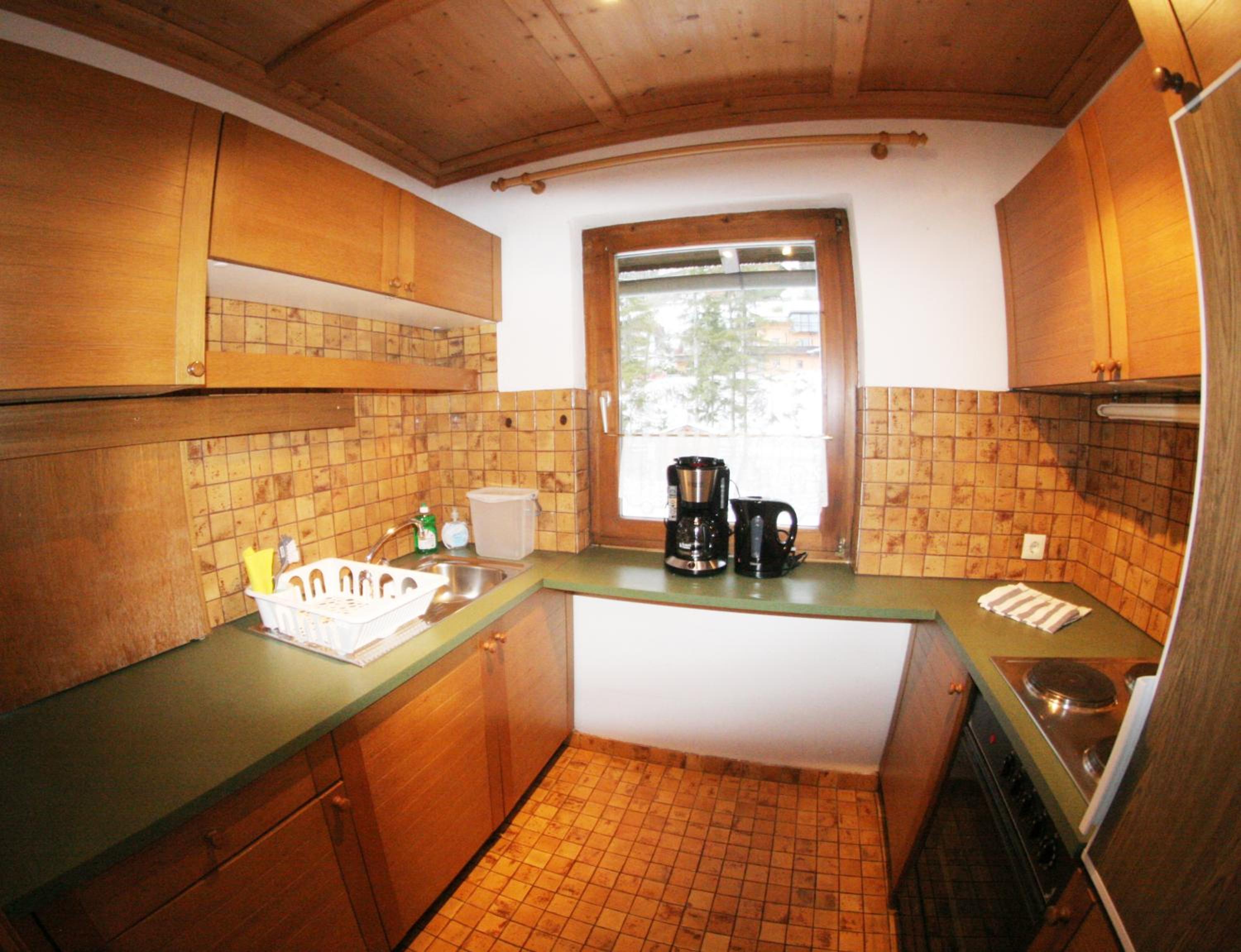 The Seefeld Retreat - Central Family Friendly Chalet - Mountain Views
