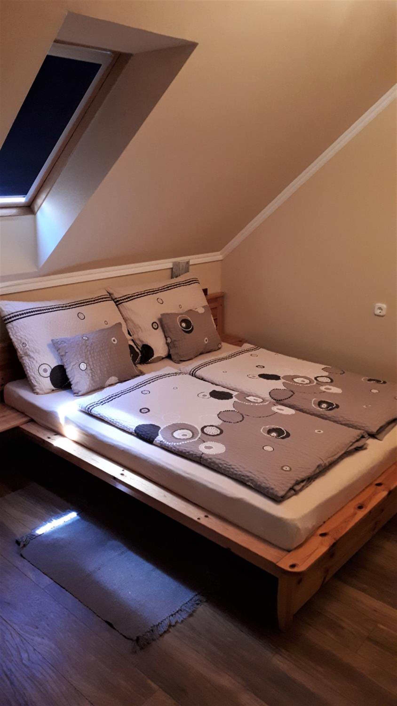 Nefelejcs Fagyizó és Apartmanház view 3