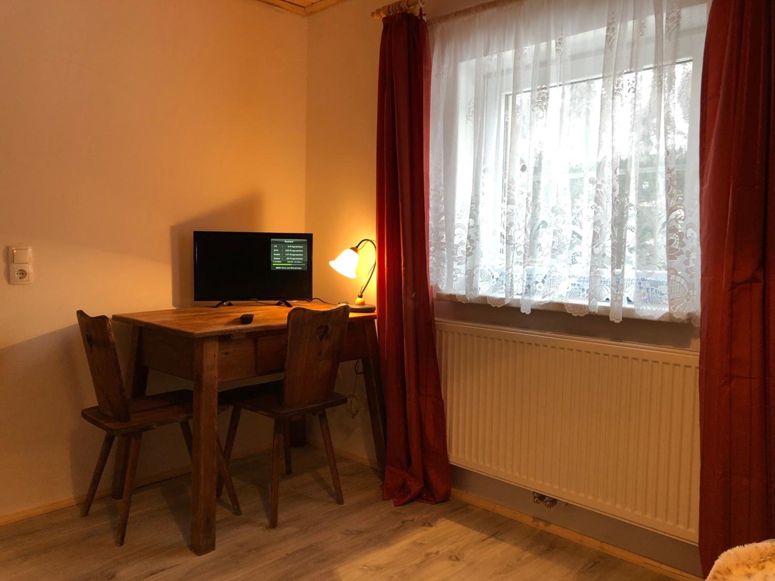 Einser Hütte GesbR - Selbstversorgerhaus für 7 Personen