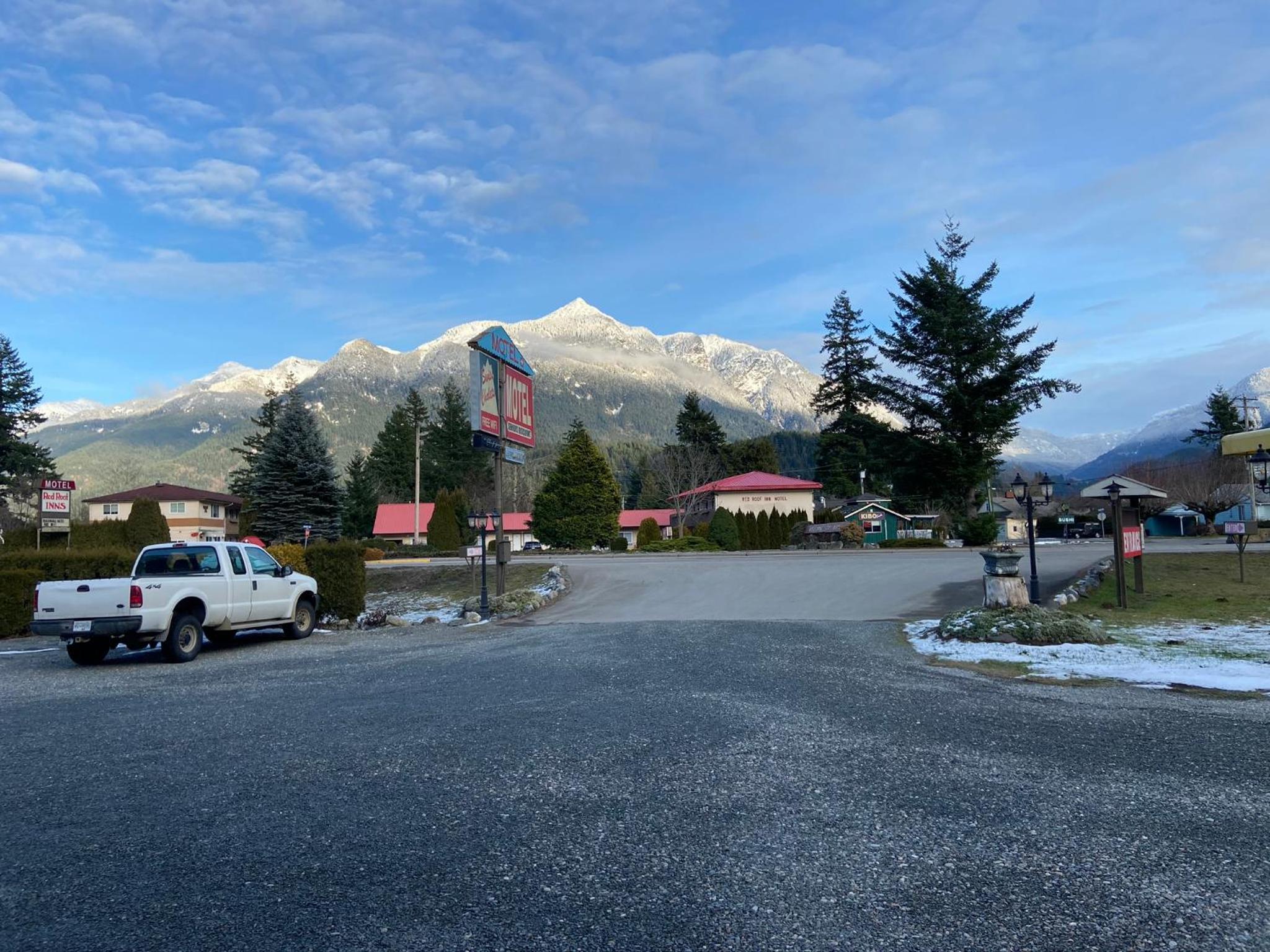 Richca Chalets Resort