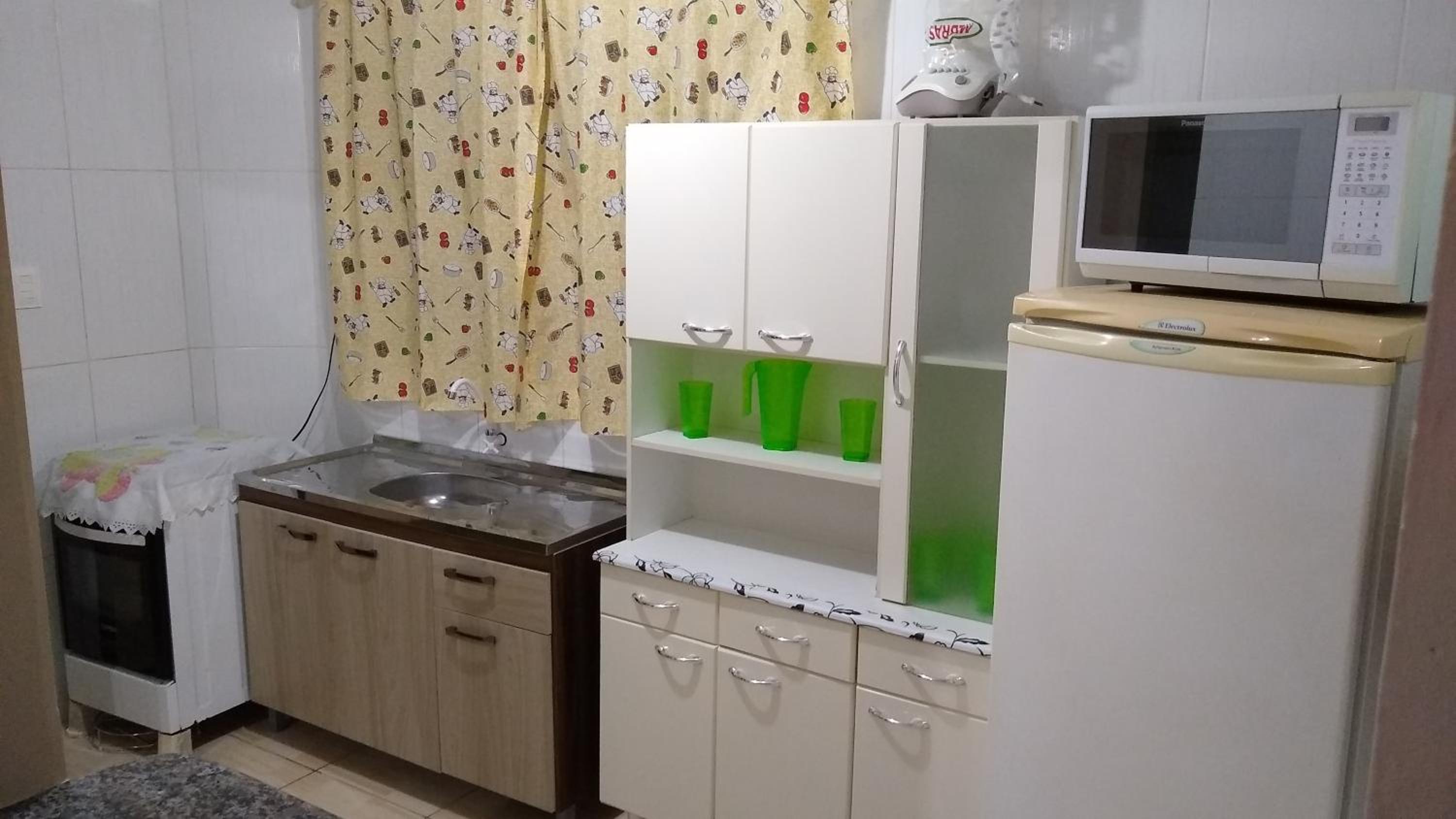 Apto jeito de casa entre mar e montanha AR