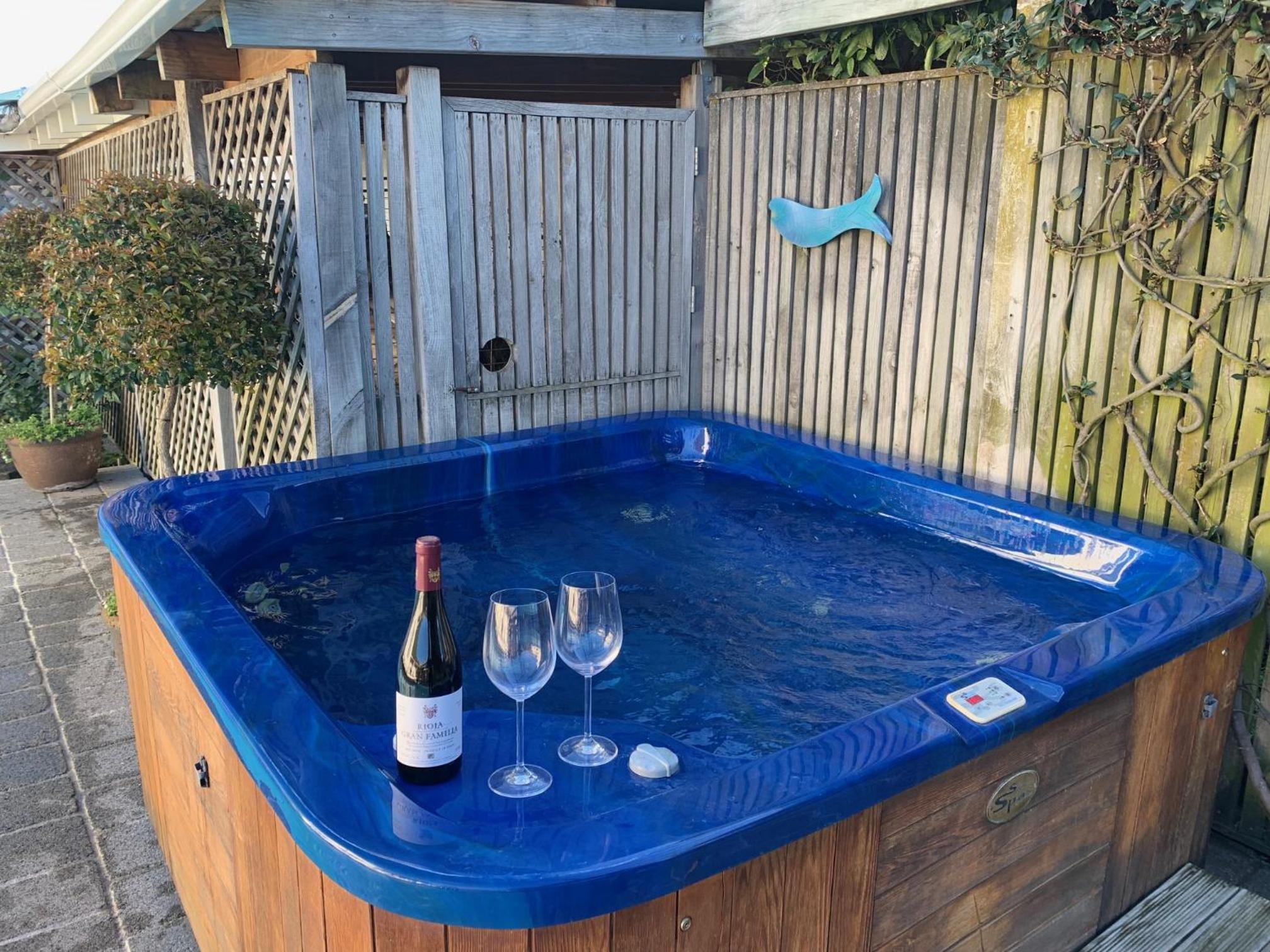 Hawkes Bay Villa-Beechwood