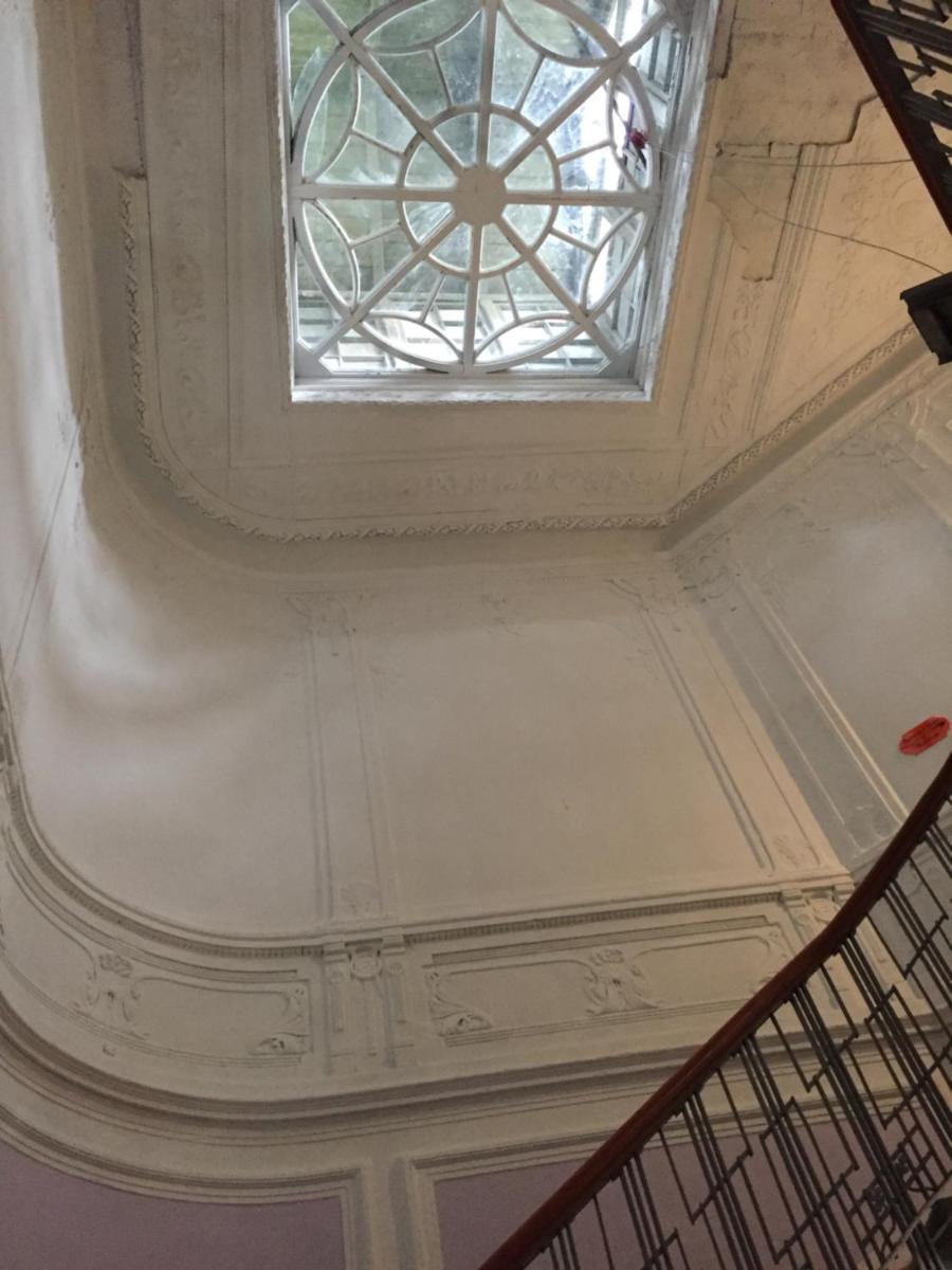 balcony