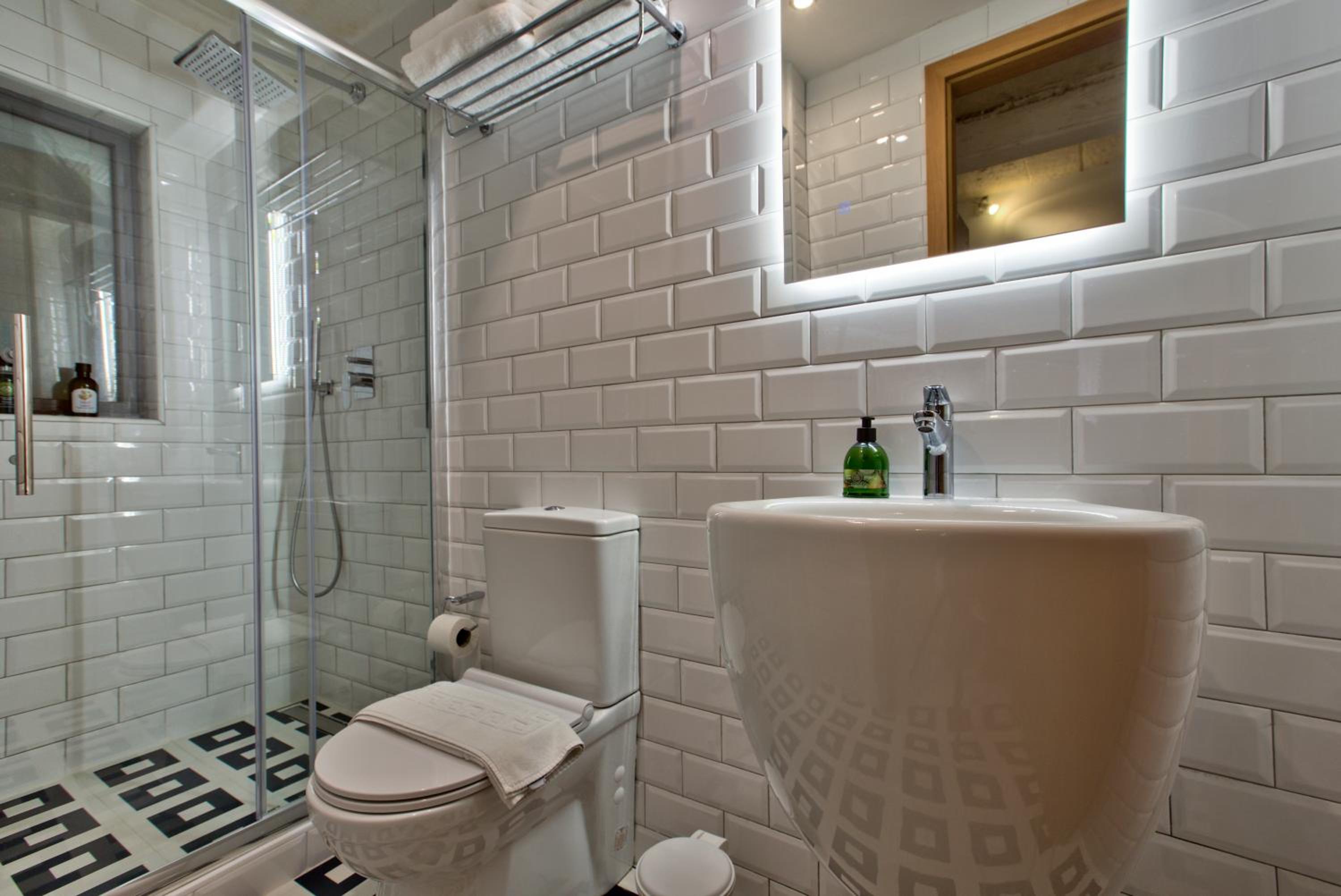 Barrakka Suites