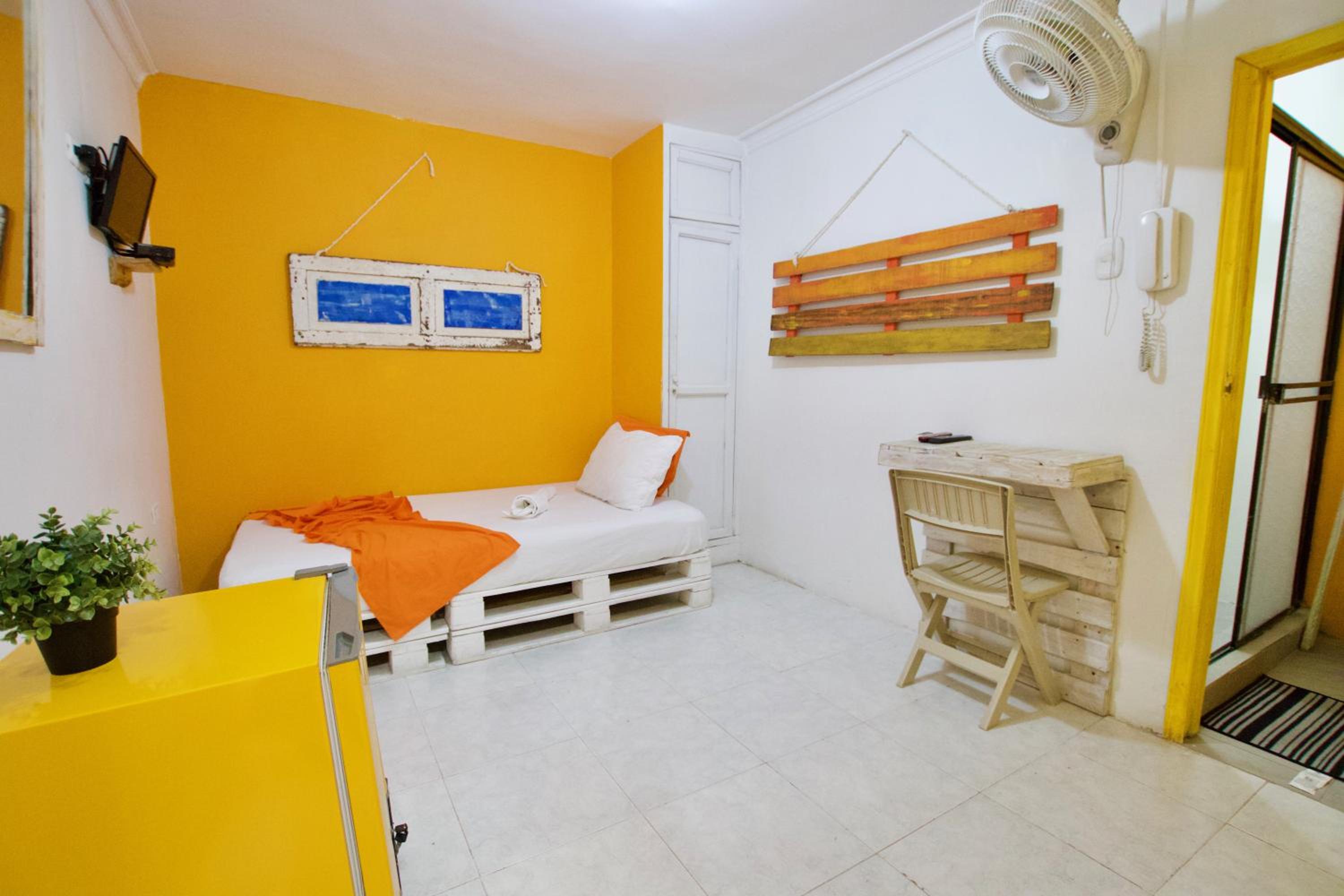 QuillaHost Guesthouse