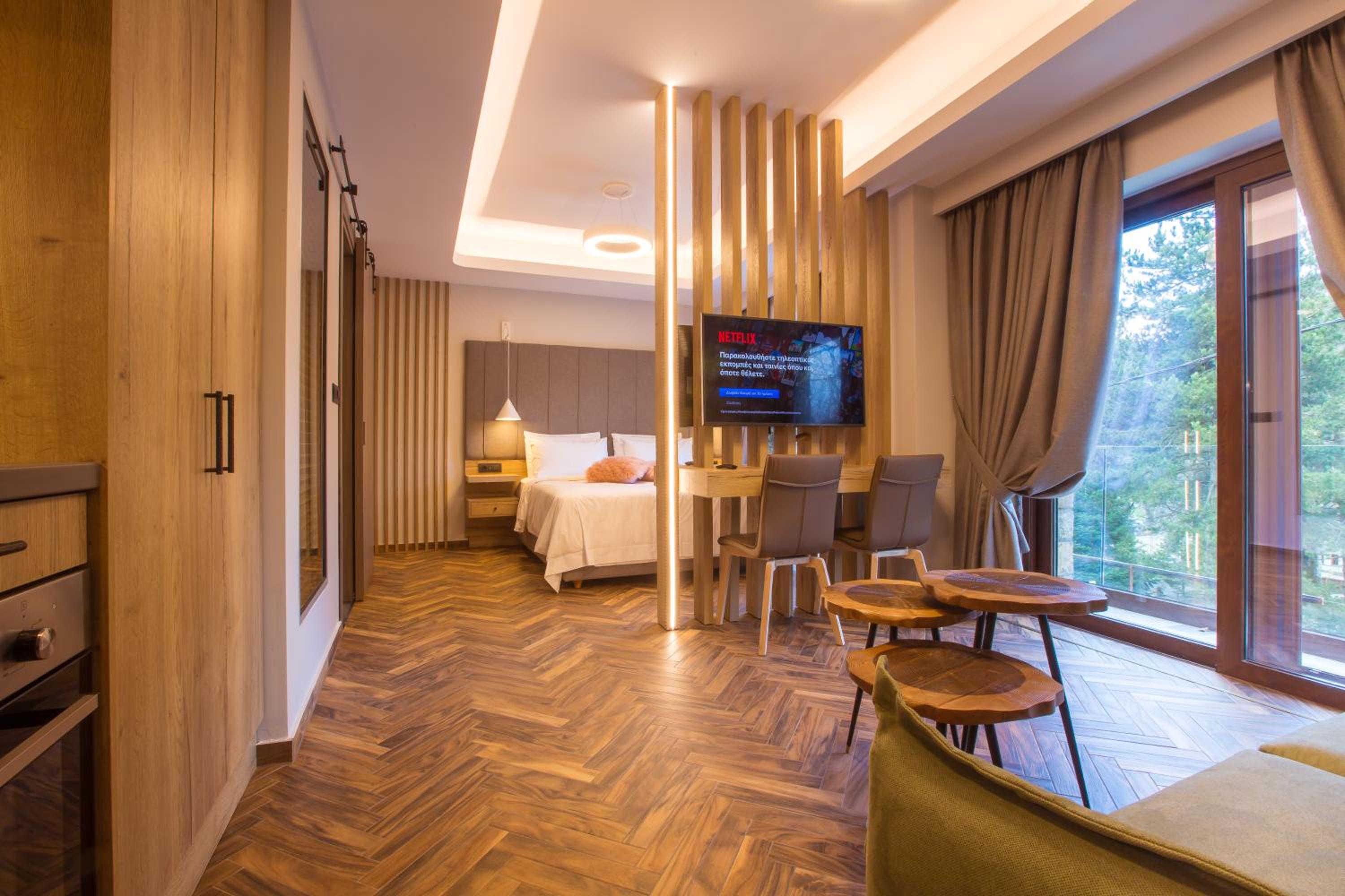 Adryades Luxury Apartments