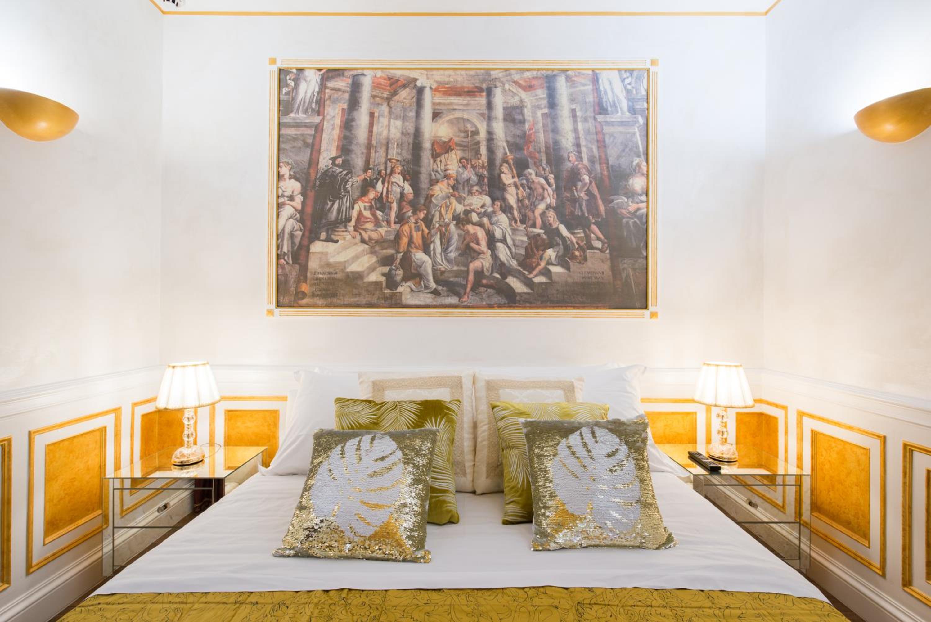 THE IMPERIAL SUITE e THE BRICKS