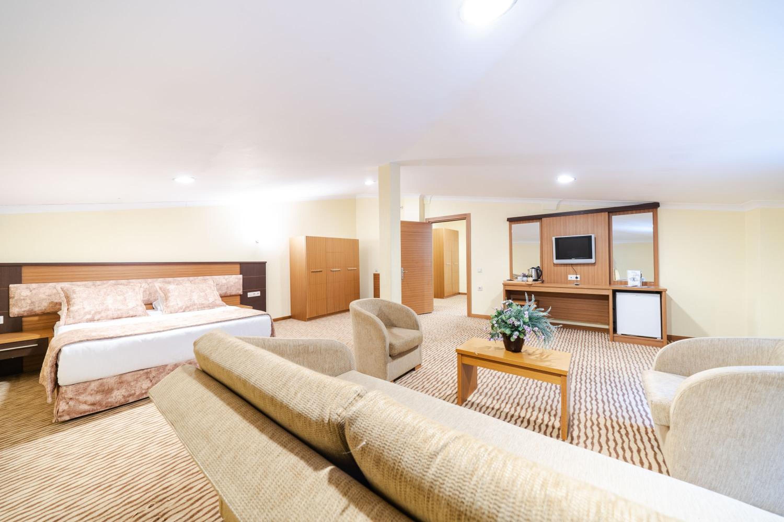 Ridos Thermal Hotel & Spa