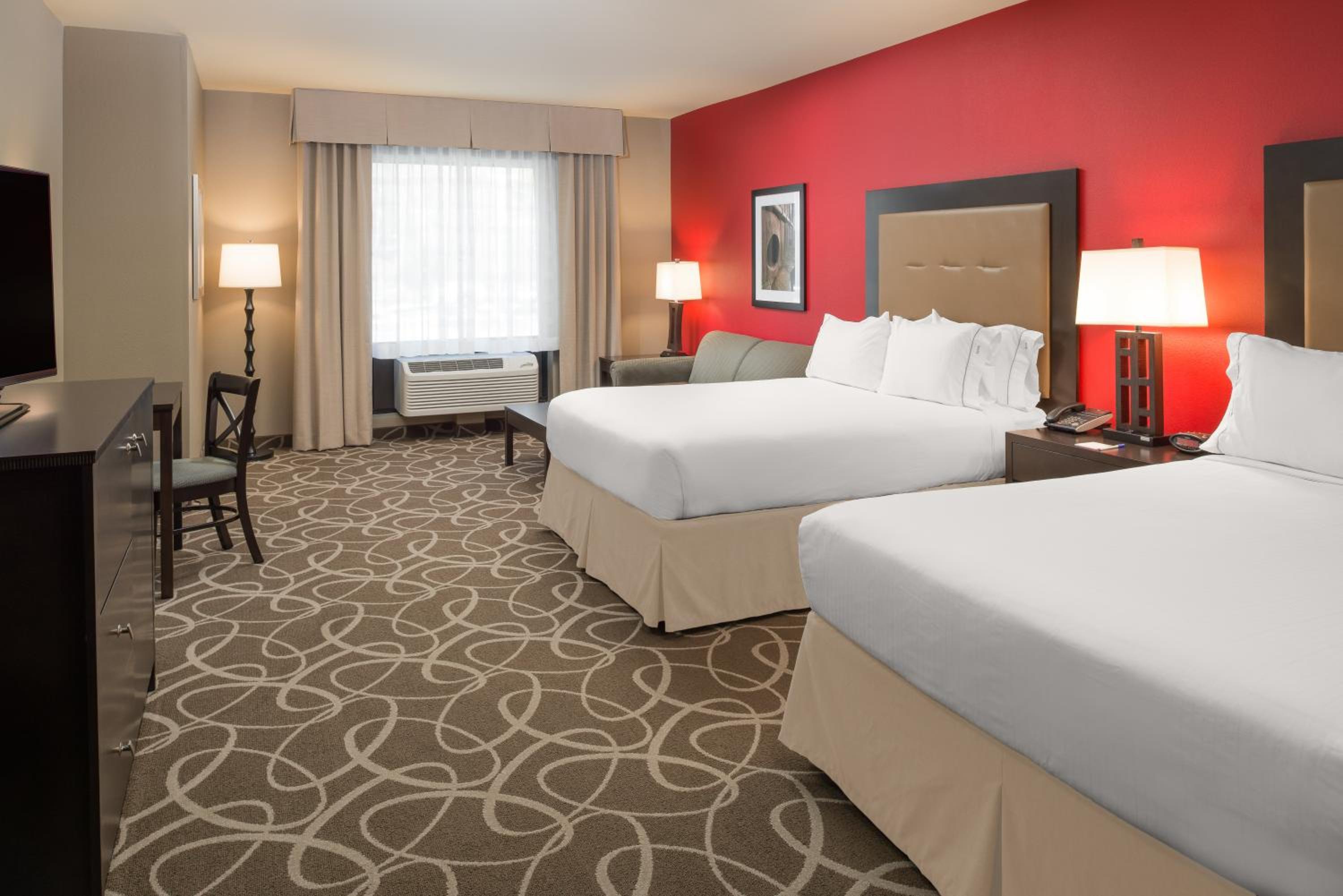 Holiday Inn Express Redwood National Park, an IHG Hotel - Property Image 2