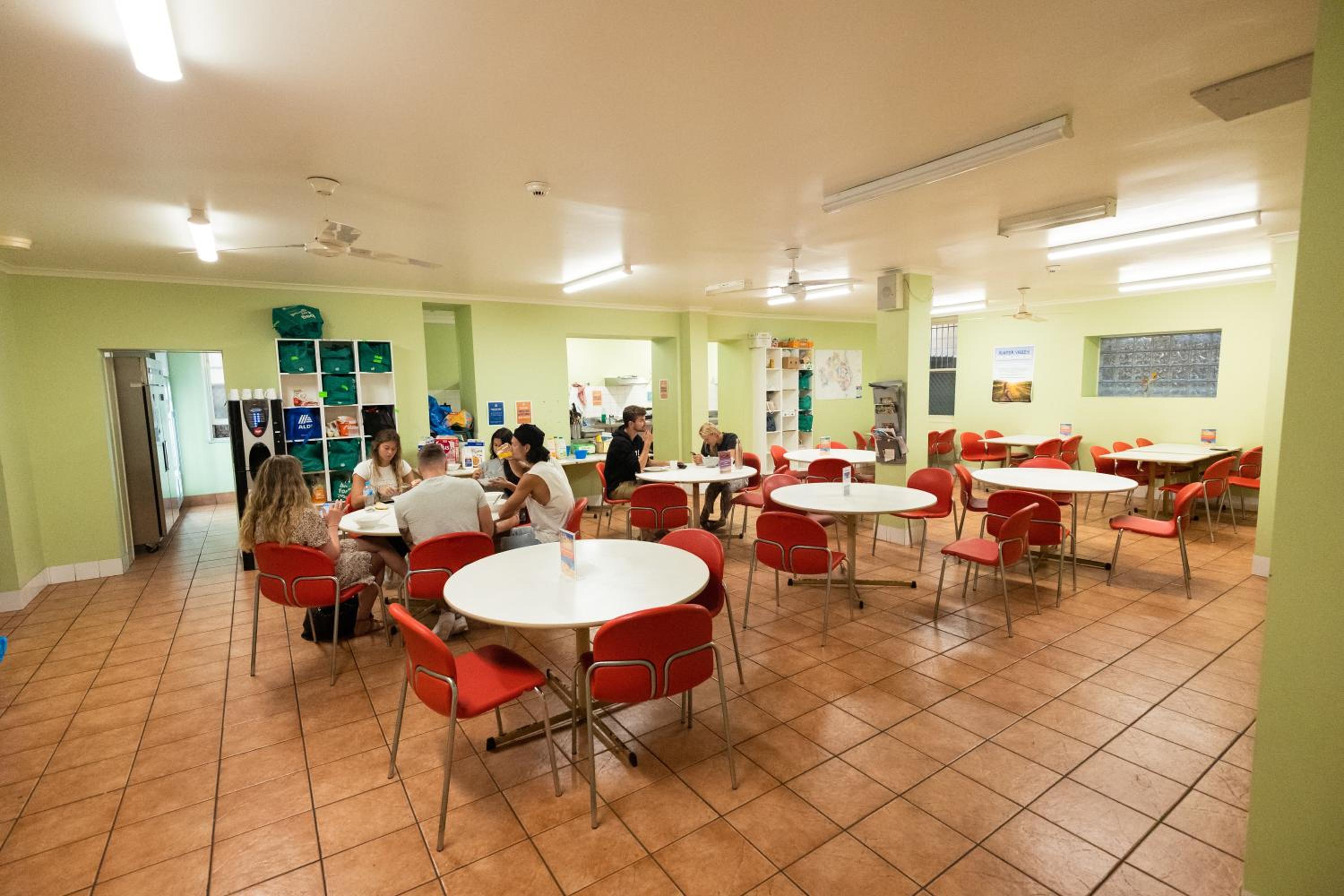 YHA Newcastle Beach