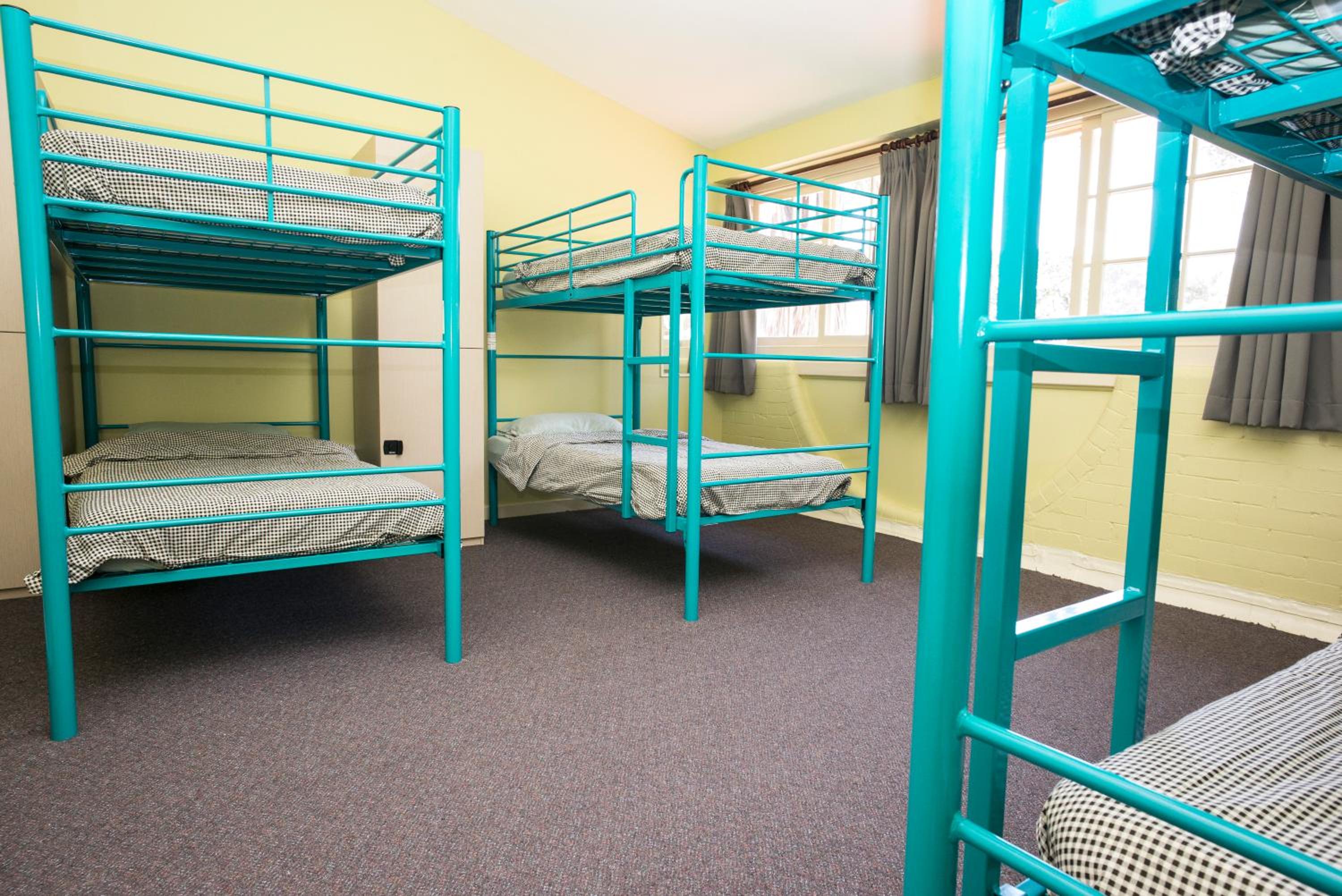 YHA Newcastle Beach