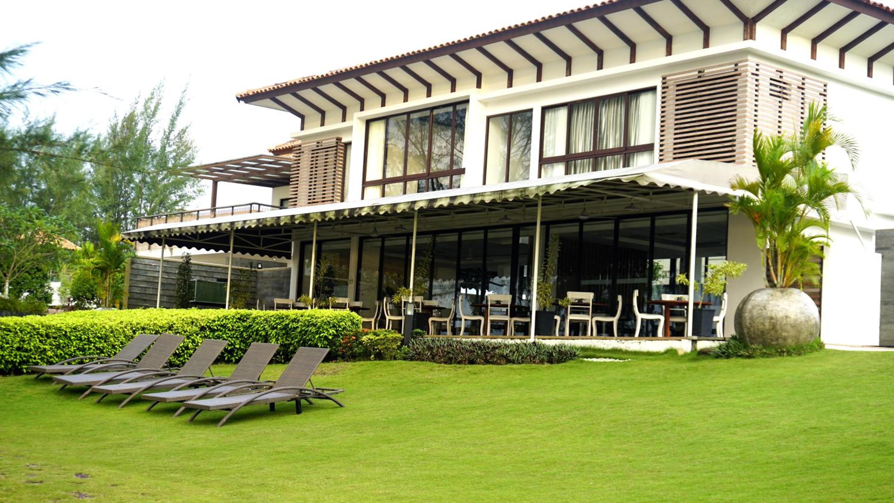 Pantai Indah Lagoi Bintan