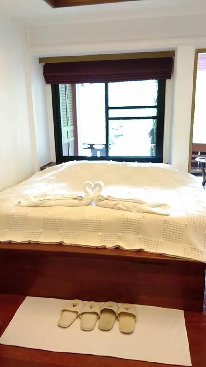 J Valley Resort