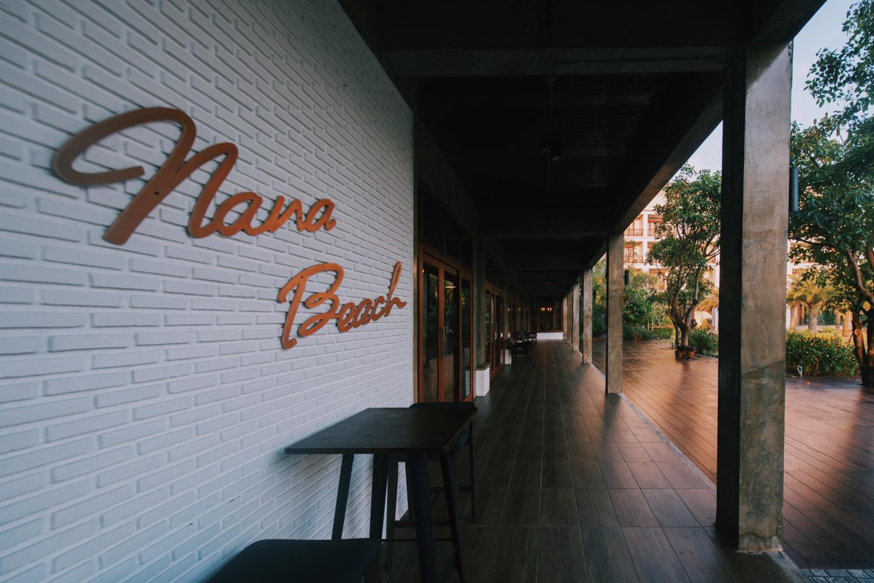 Nana Beach Hotel & Resort