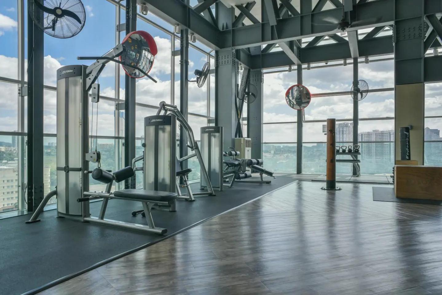 Mid Valley 1km away Verve Suites Old Klang Road