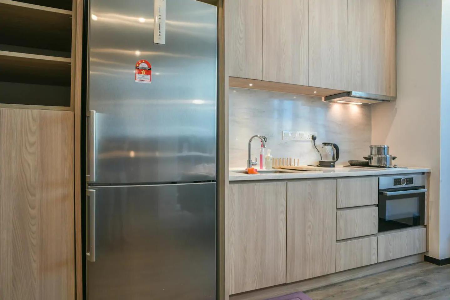 Mid Valley 1km away Verve Suites Old Klang Road