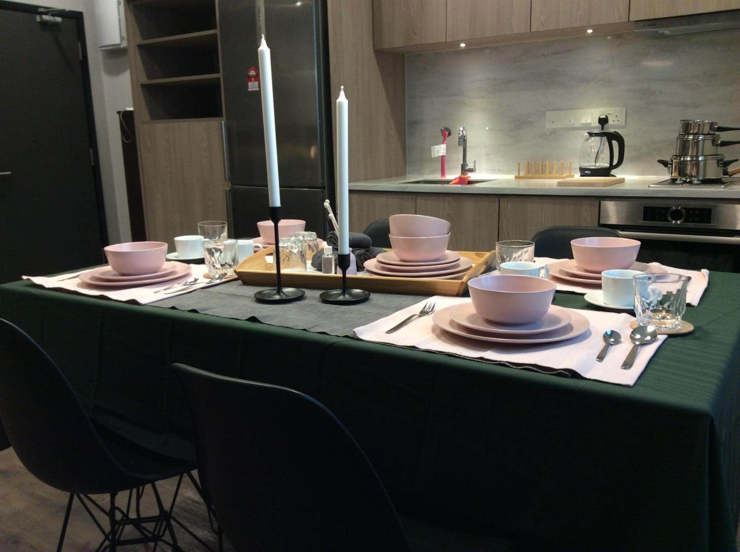 Mid Valley 1km away Verve Suites Old Klang Road