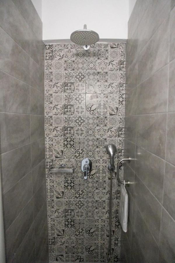 Photo 50