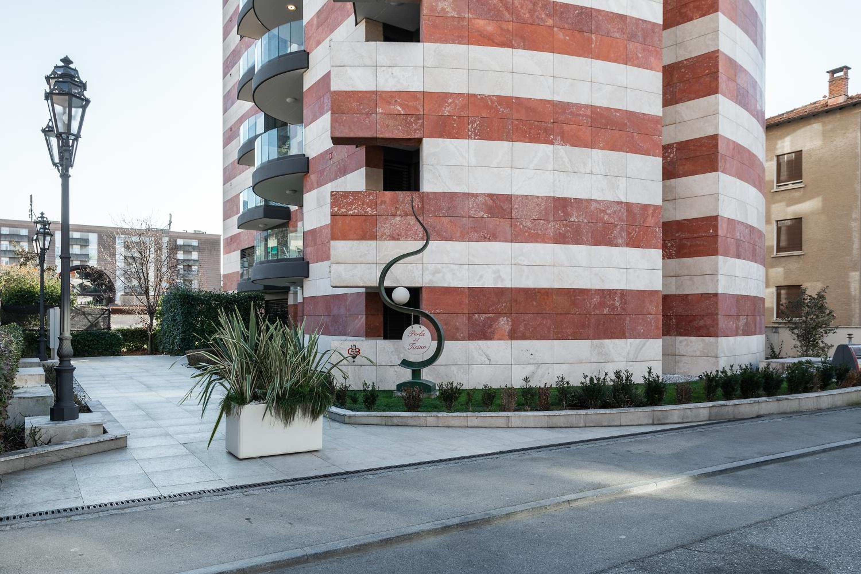 Roggia Apartments by Quokka 360 - central flats with parking space