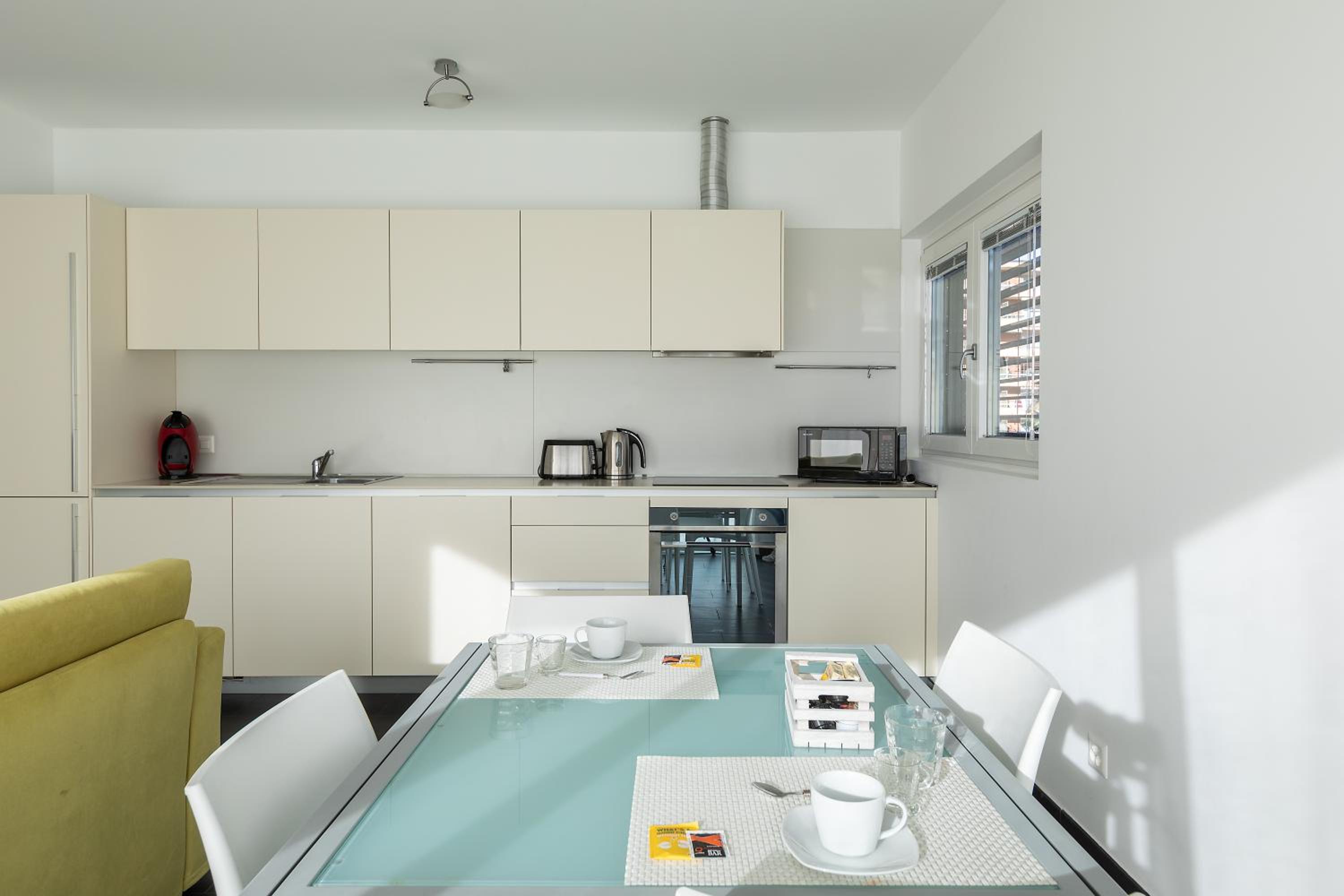 Roggia Apartments by Quokka 360 - central flats with parking space
