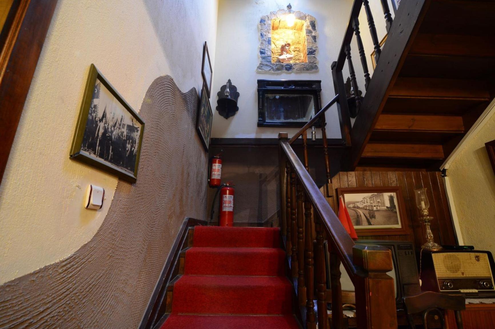 Otel Yorgo Seferis