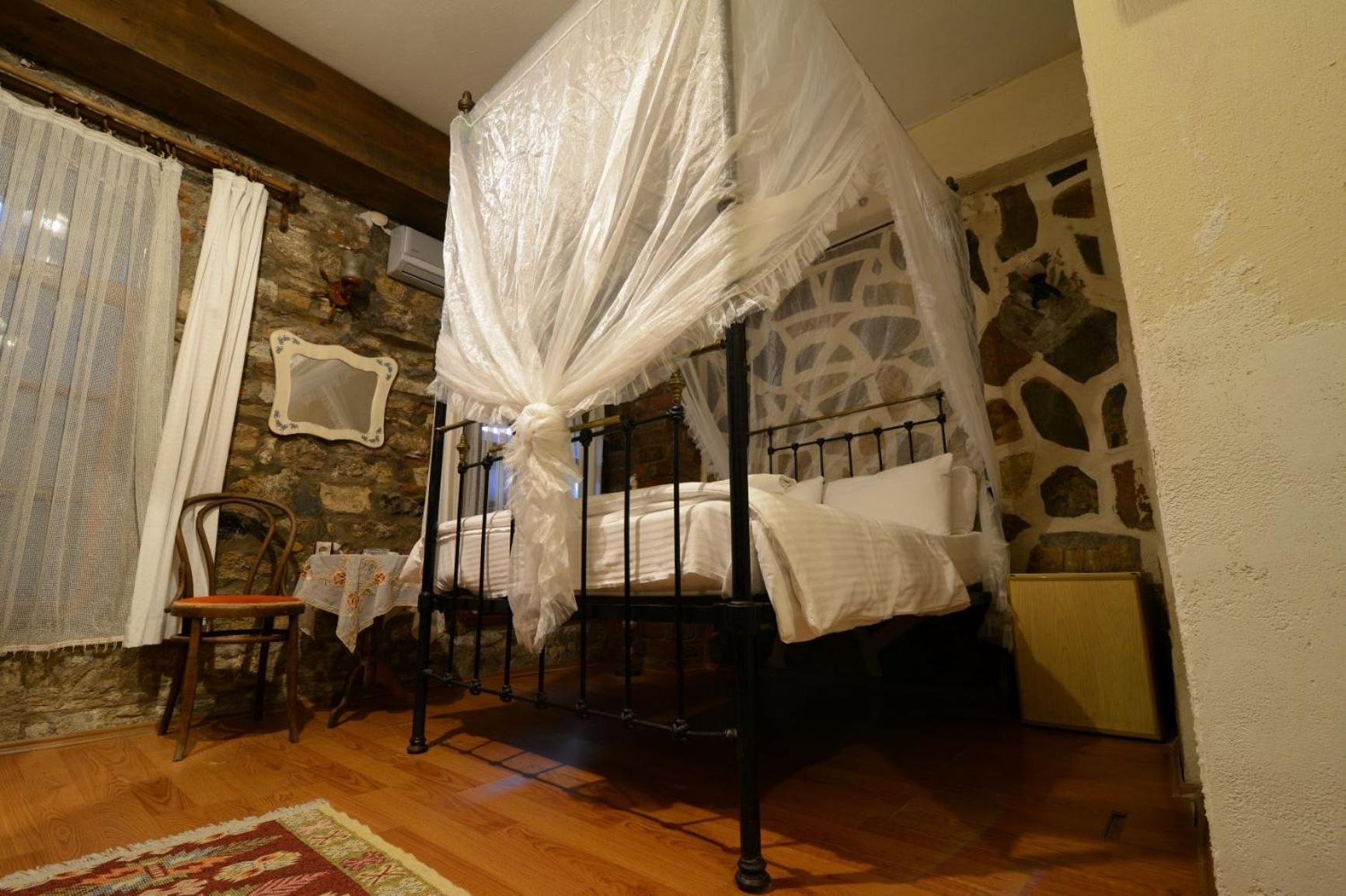 Otel Yorgo Seferis