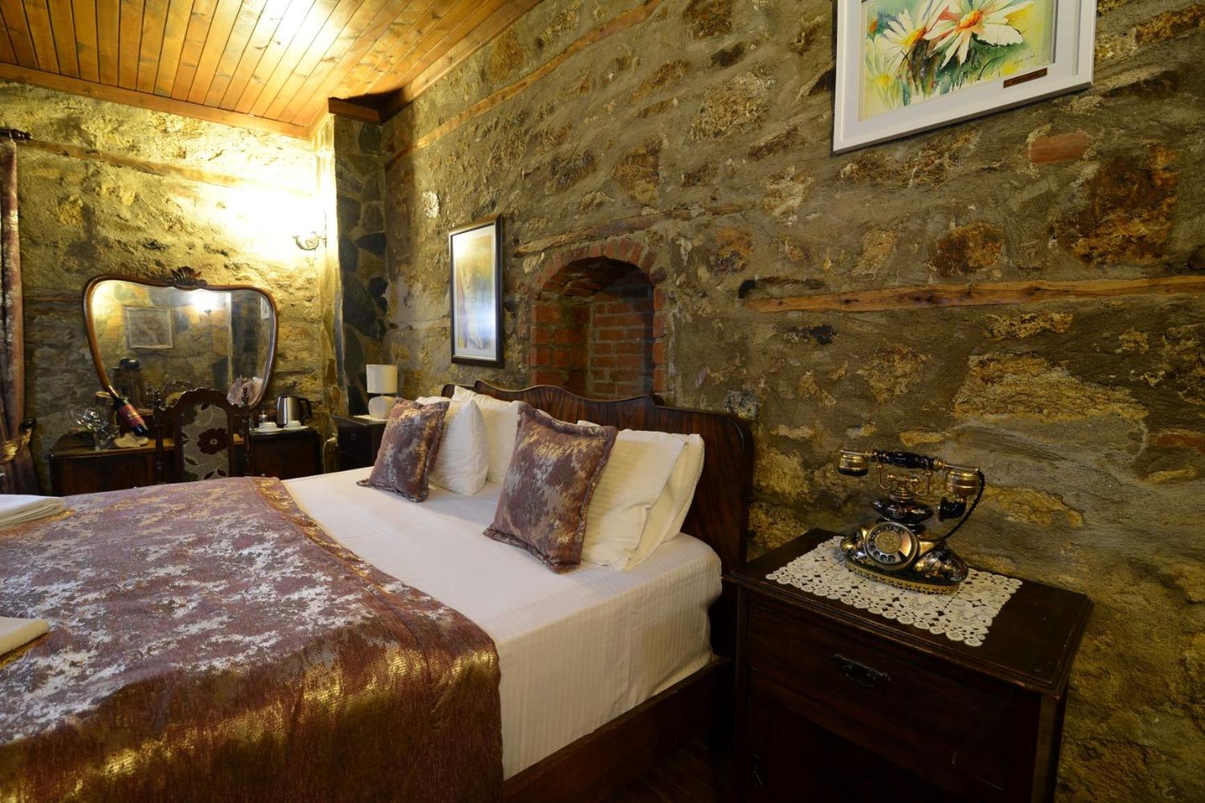 Otel Yorgo Seferis