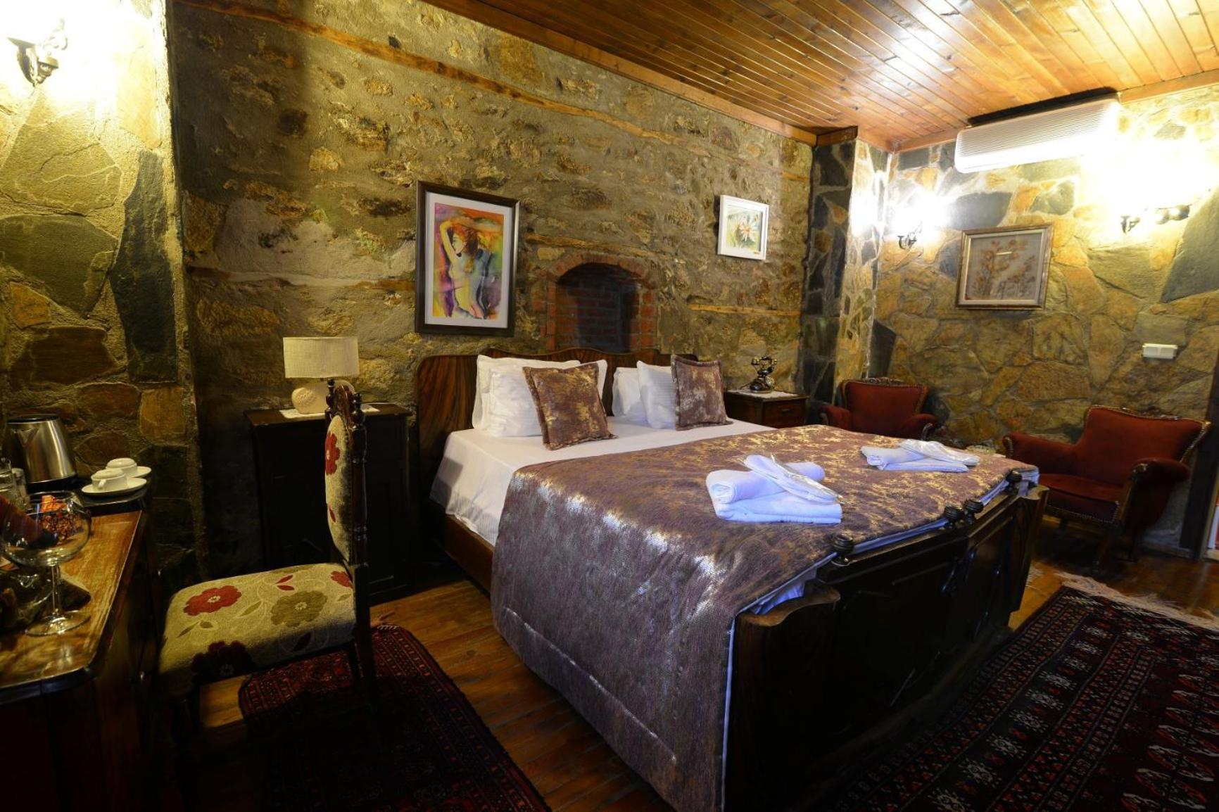 Otel Yorgo Seferis