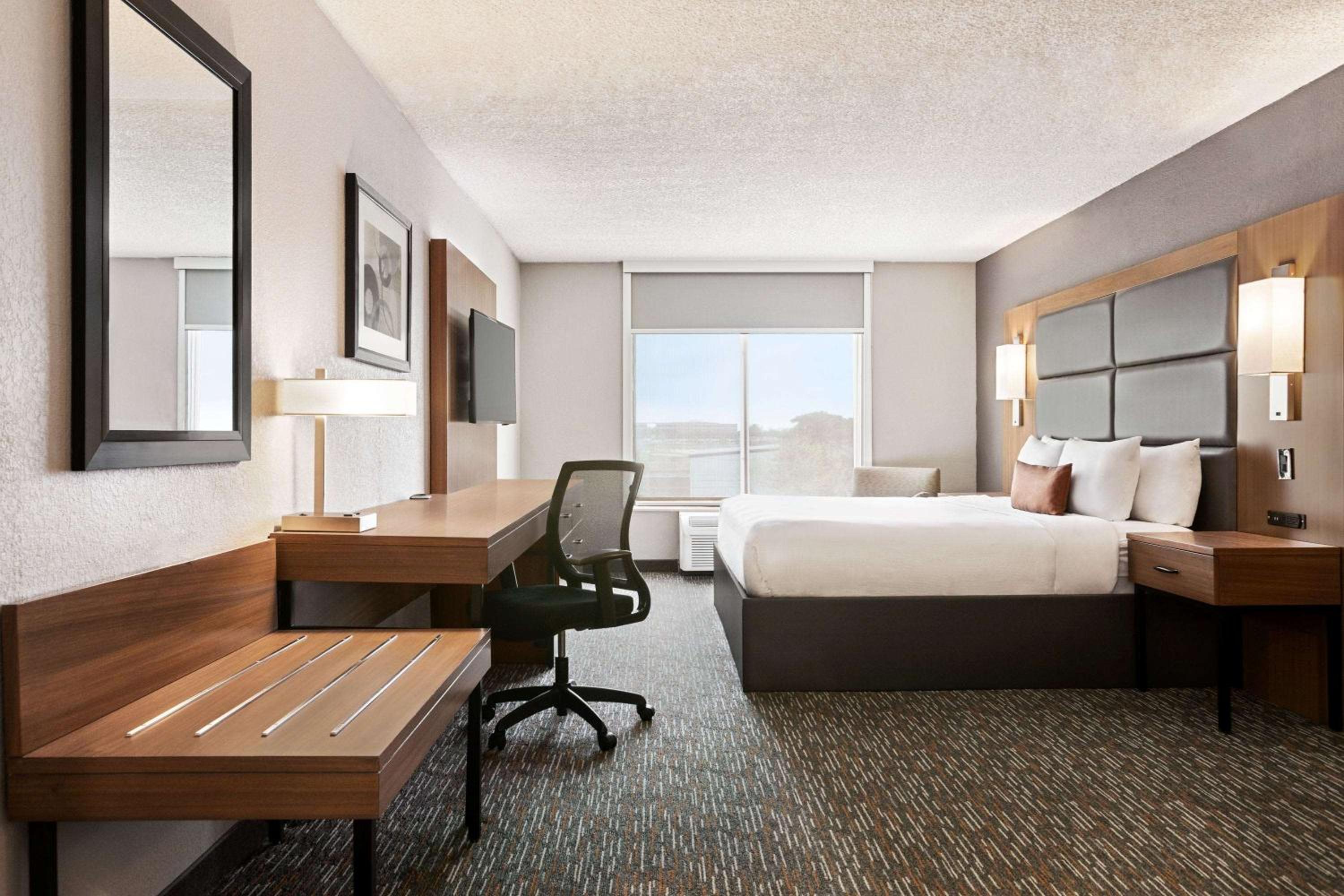 Wingate by Wyndham Cincinnati Blue Ash - Property Image 20