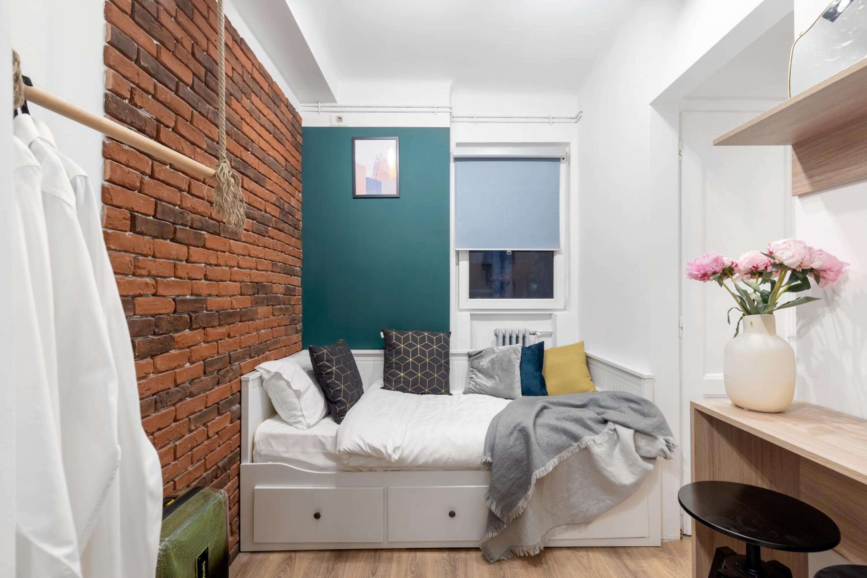 Ultra Central, 15 sqm studio view 2