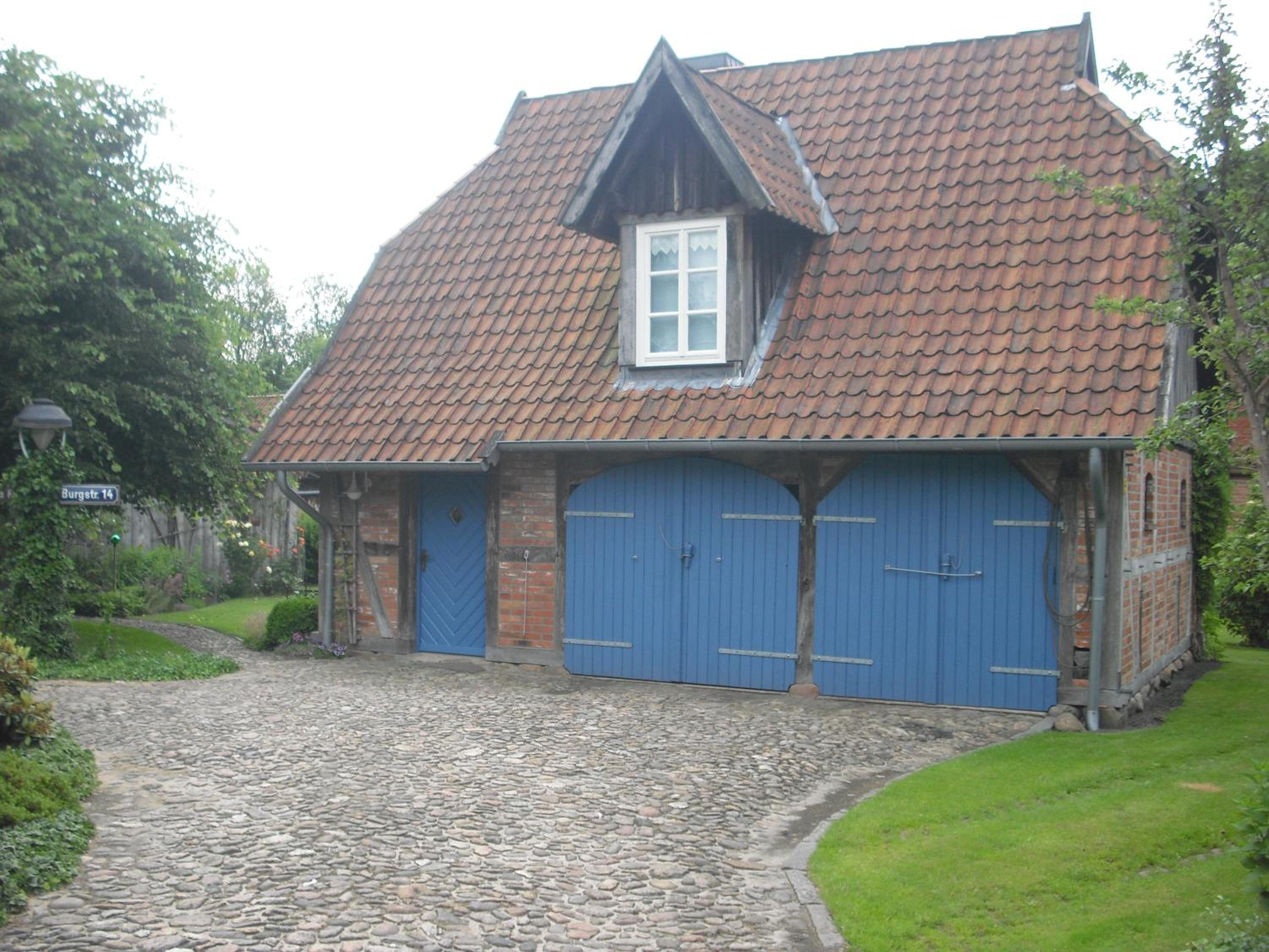 Photo 8