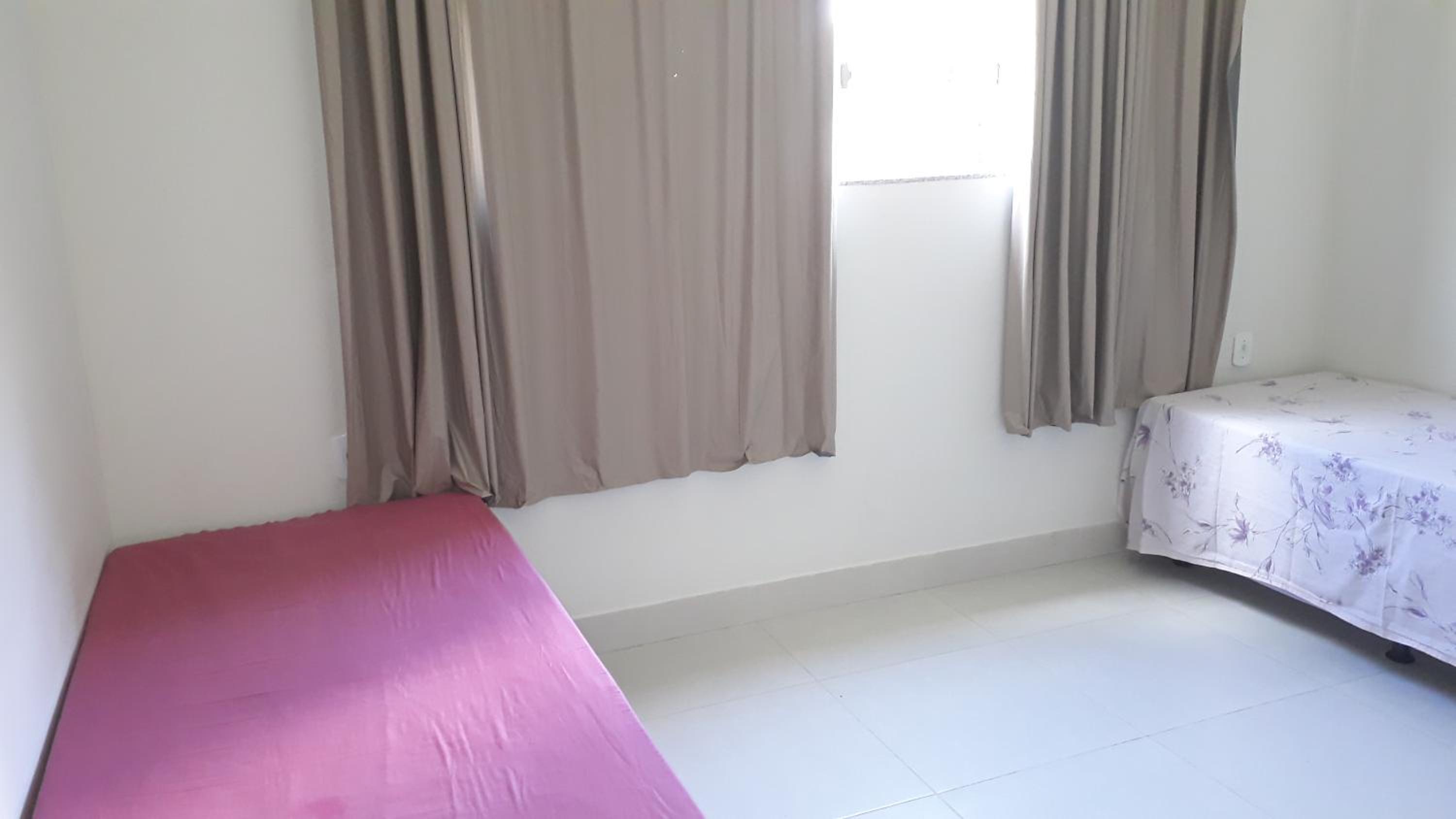 Casa com Piscina em Guaratiba