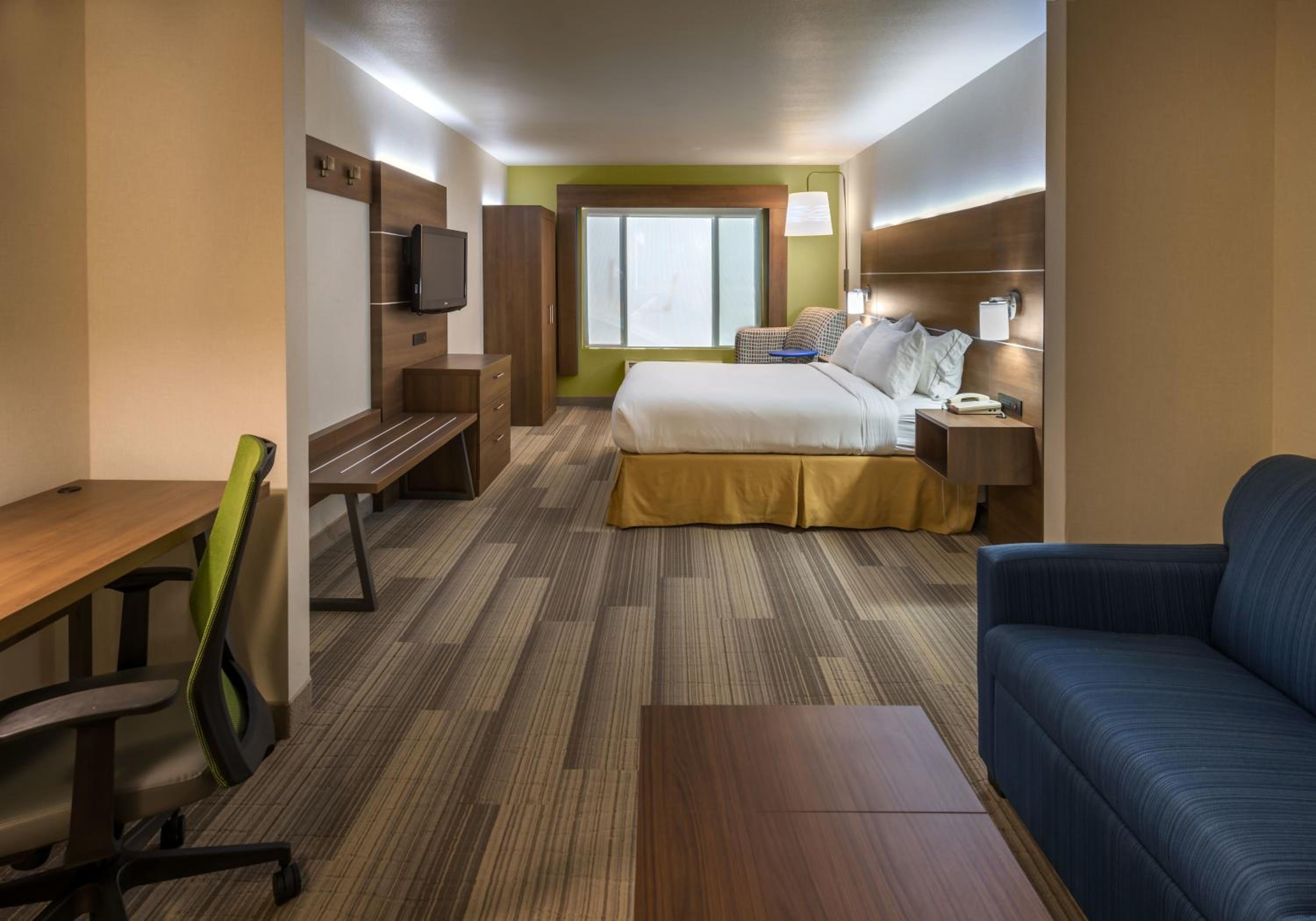 Carson City Vacations - Holiday Inn Express Hotel  Suites Carson City, an IHG Hotel - Property Image 1
