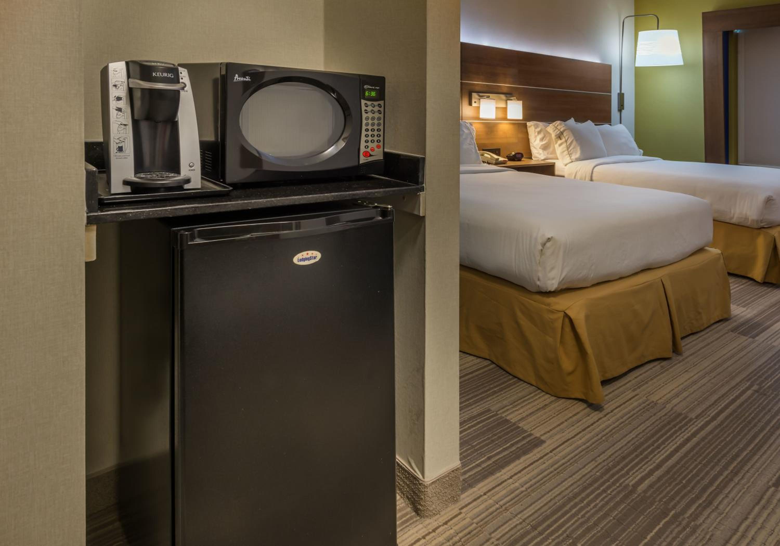 Carson City Vacations - Holiday Inn Express Hotel Suites Carson City, an IHG Hotel - Property Image 9