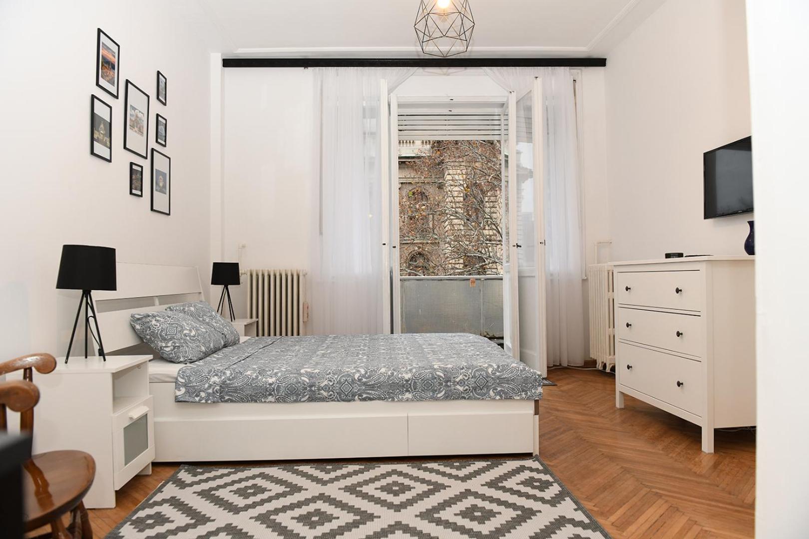 Senat Apartment