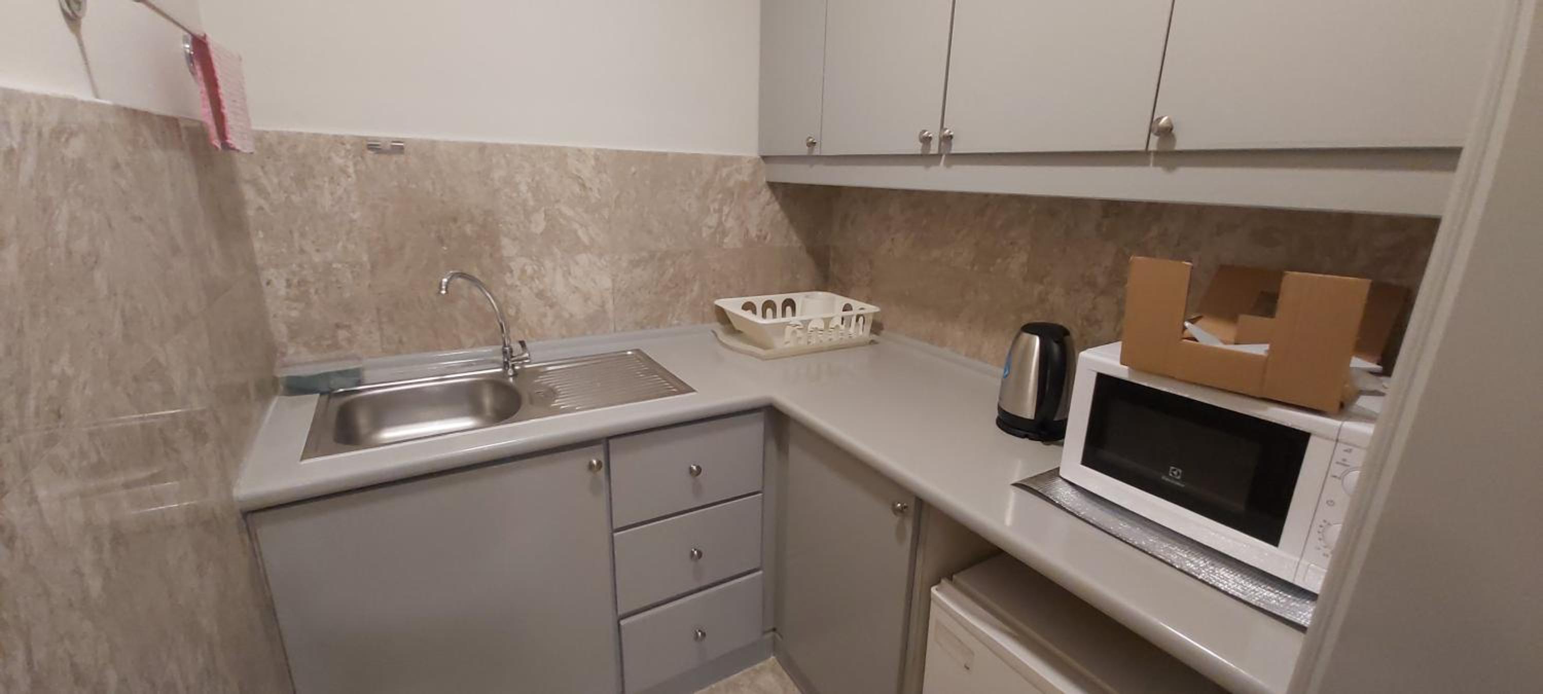 Rihanna service suite at times square