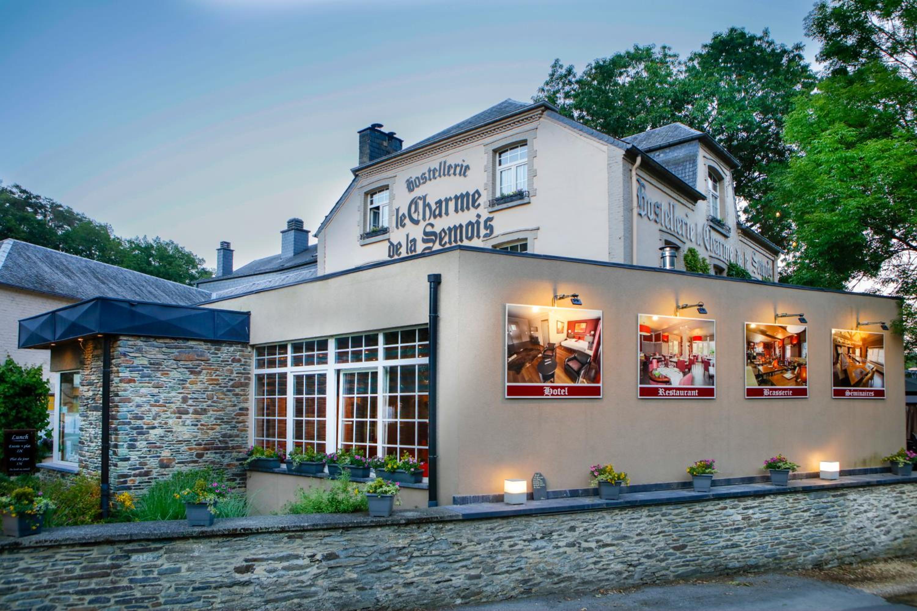 restaurant