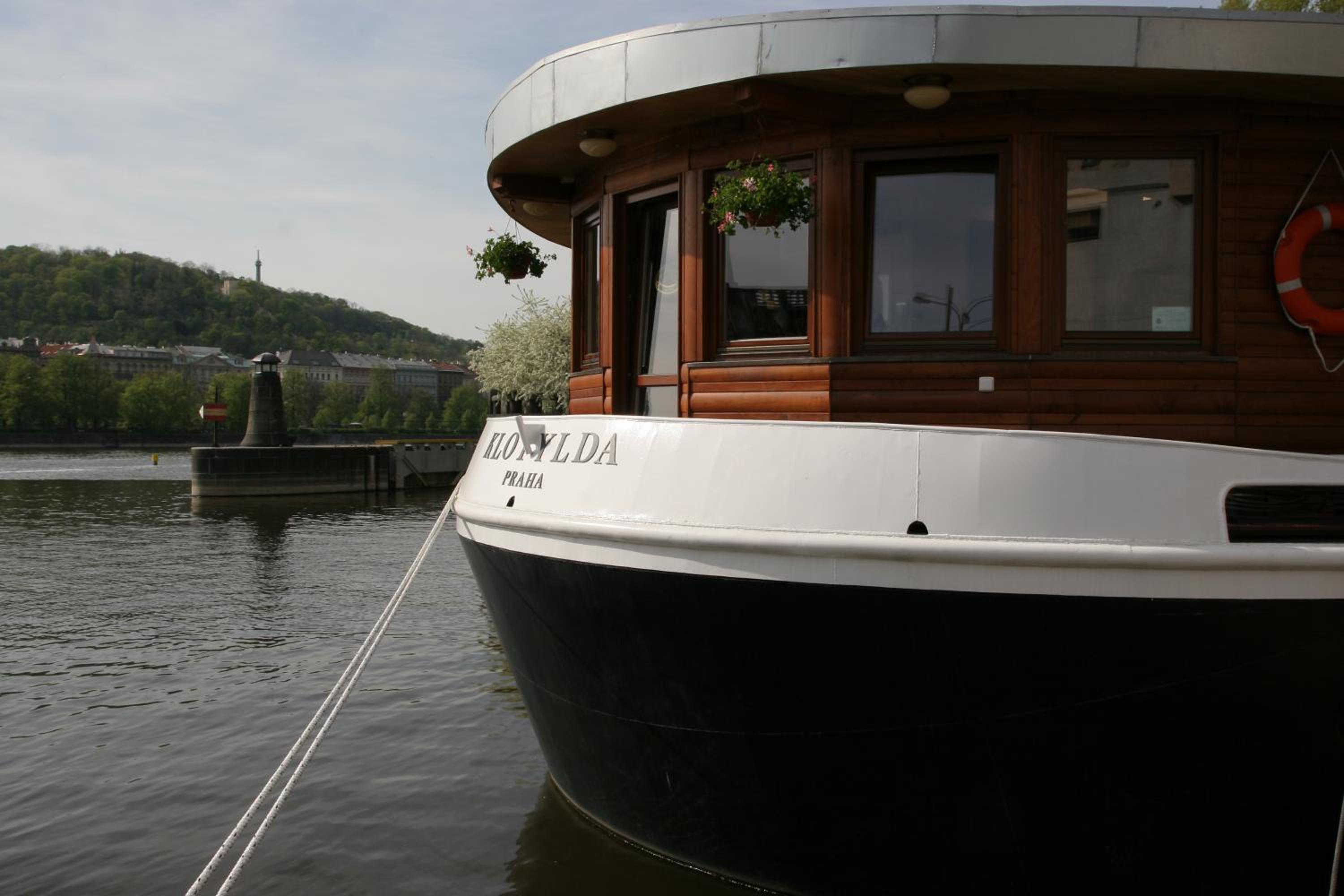 Boat Hotel Matylda