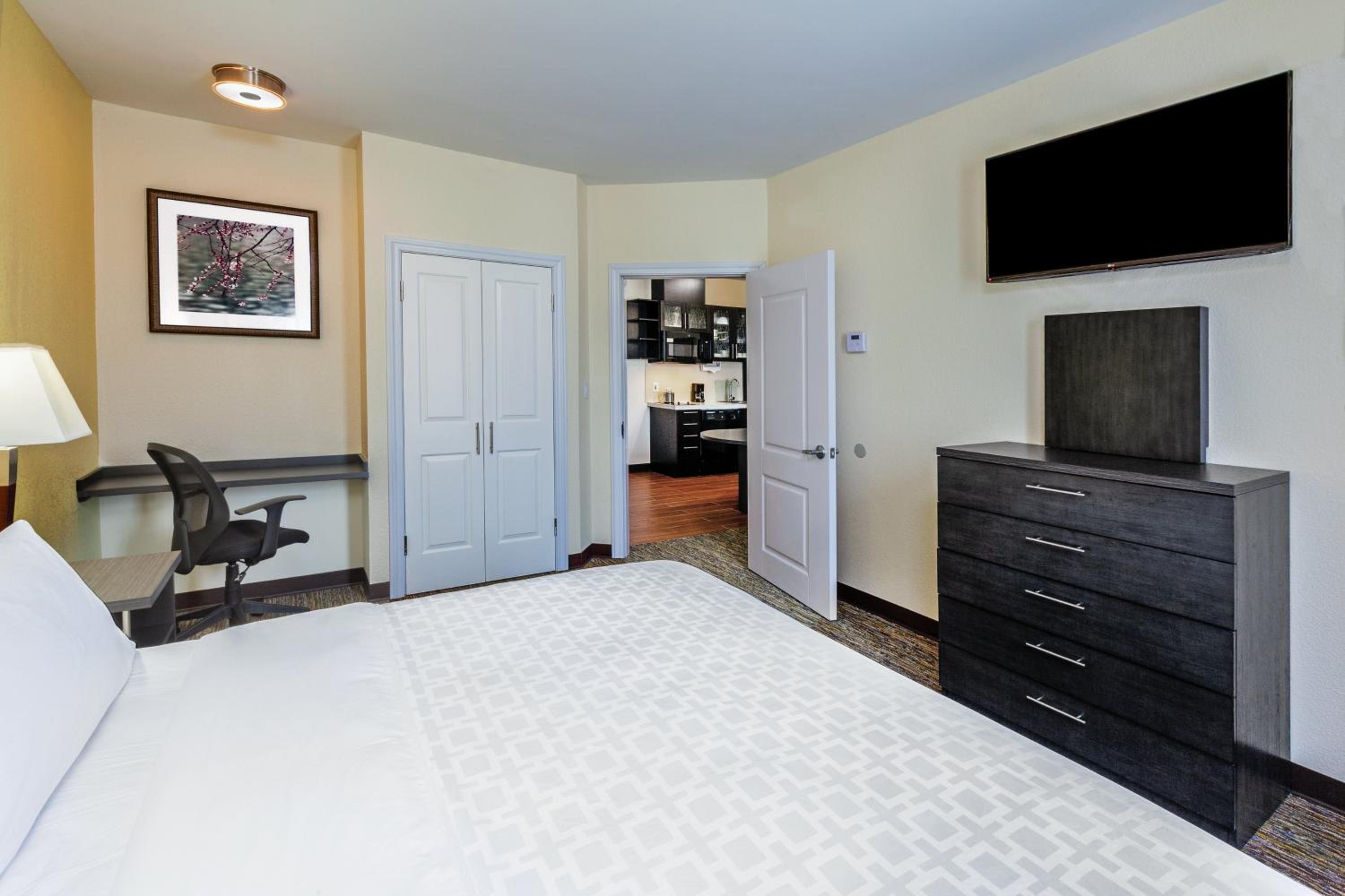 Candlewood Suites Houston - Spring by IHG, Billede 38
