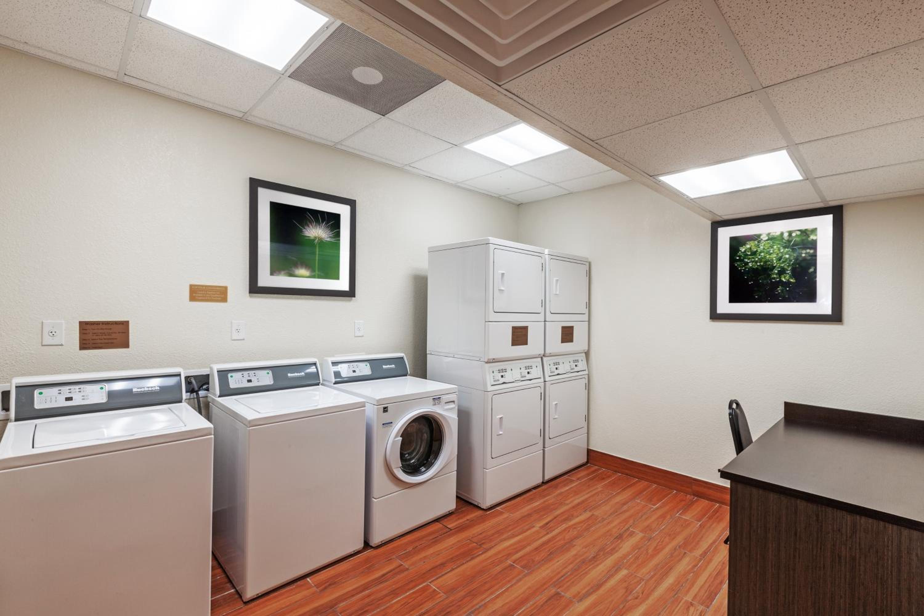 Candlewood Suites Houston - Spring by IHG, Billede 21