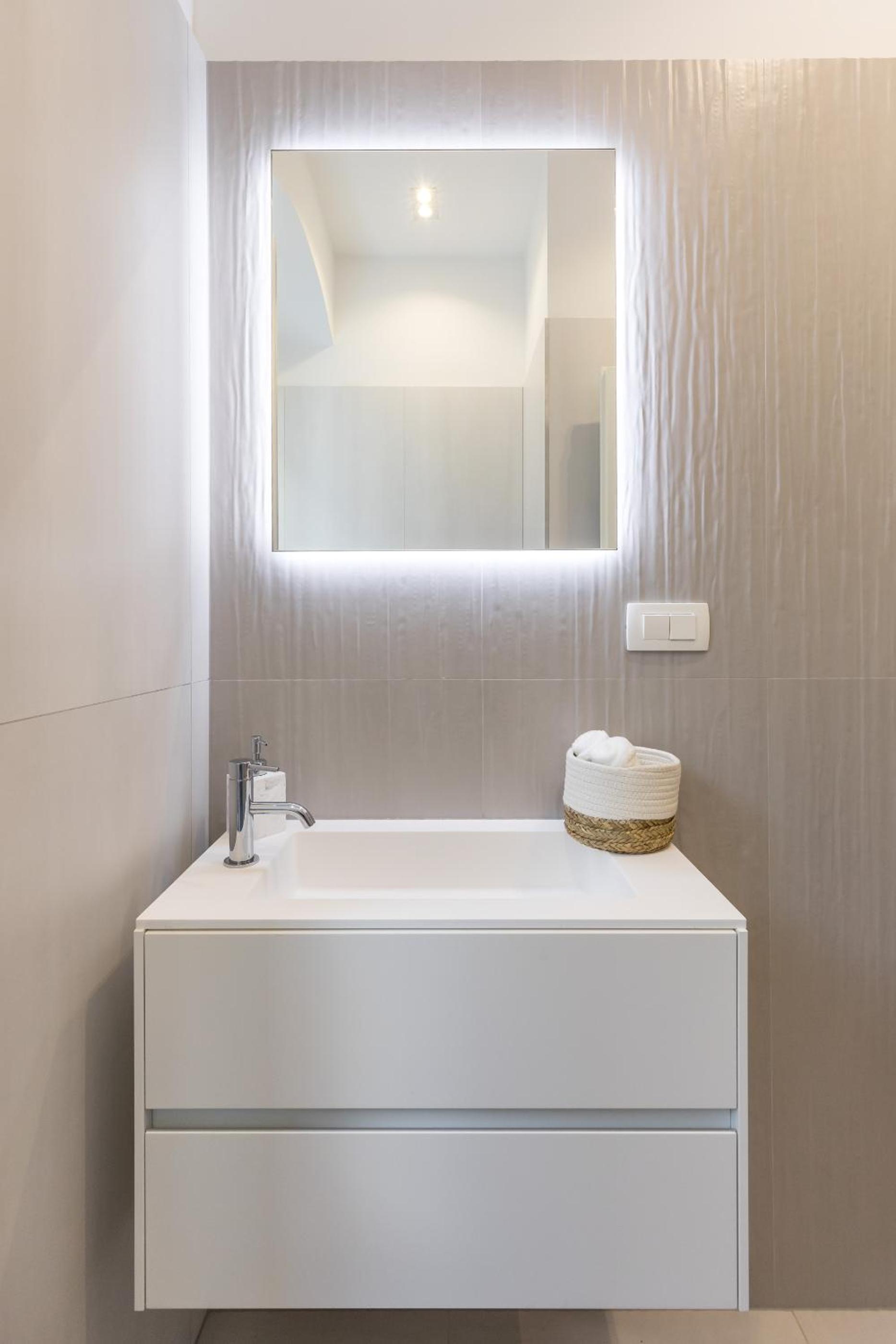 Adriatik Lux Teatro 2 view 5