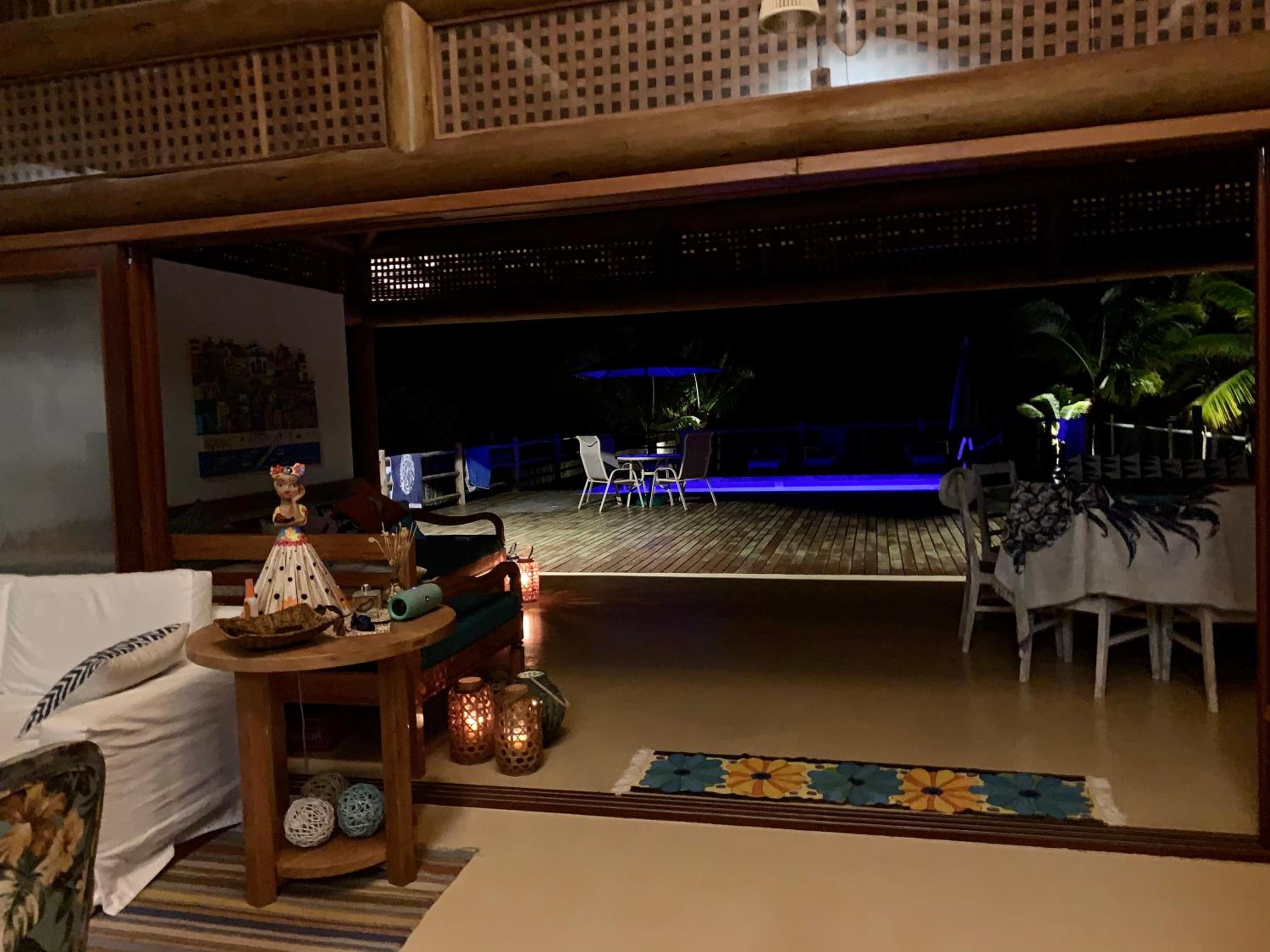 Casa Uluwatu Bahia Pé na Areia Premium