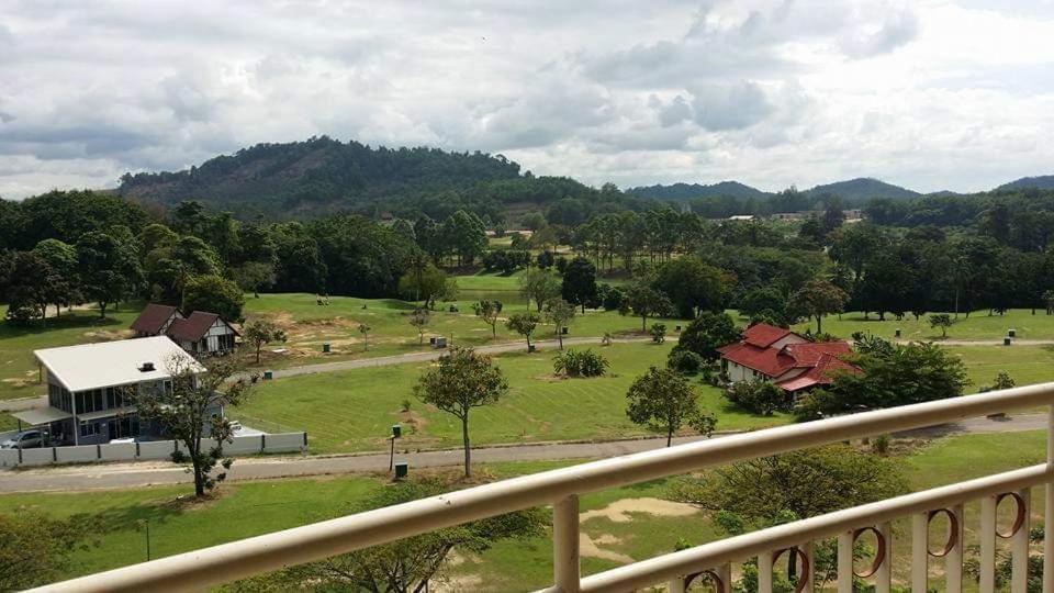 Condo D'Savoy A Famosa Resort Melaka Homestay