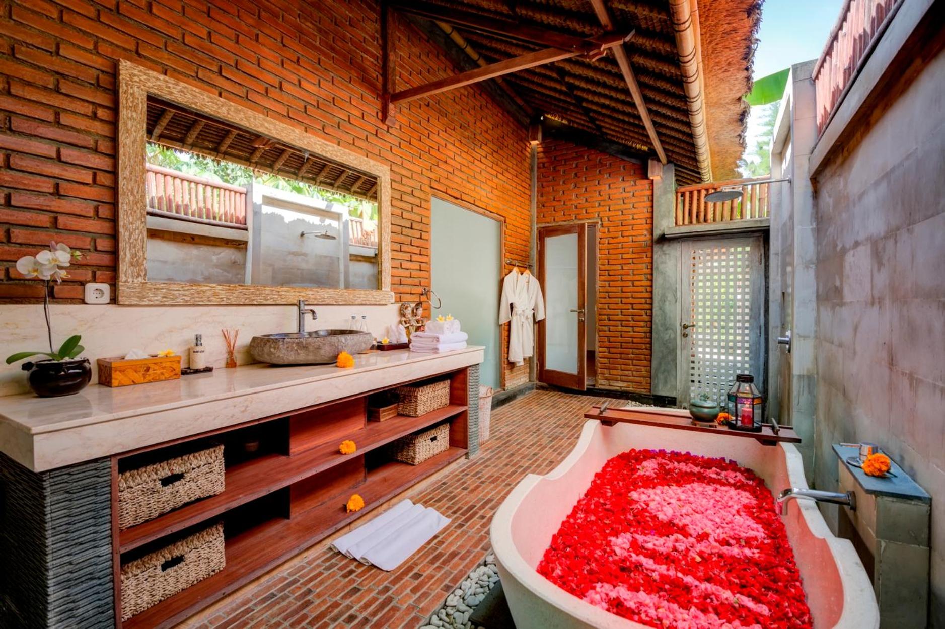 Villa Bedauh Ubud by Manara view 5