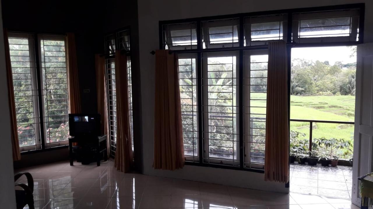 Villa Sahala Simanjuntak view 4
