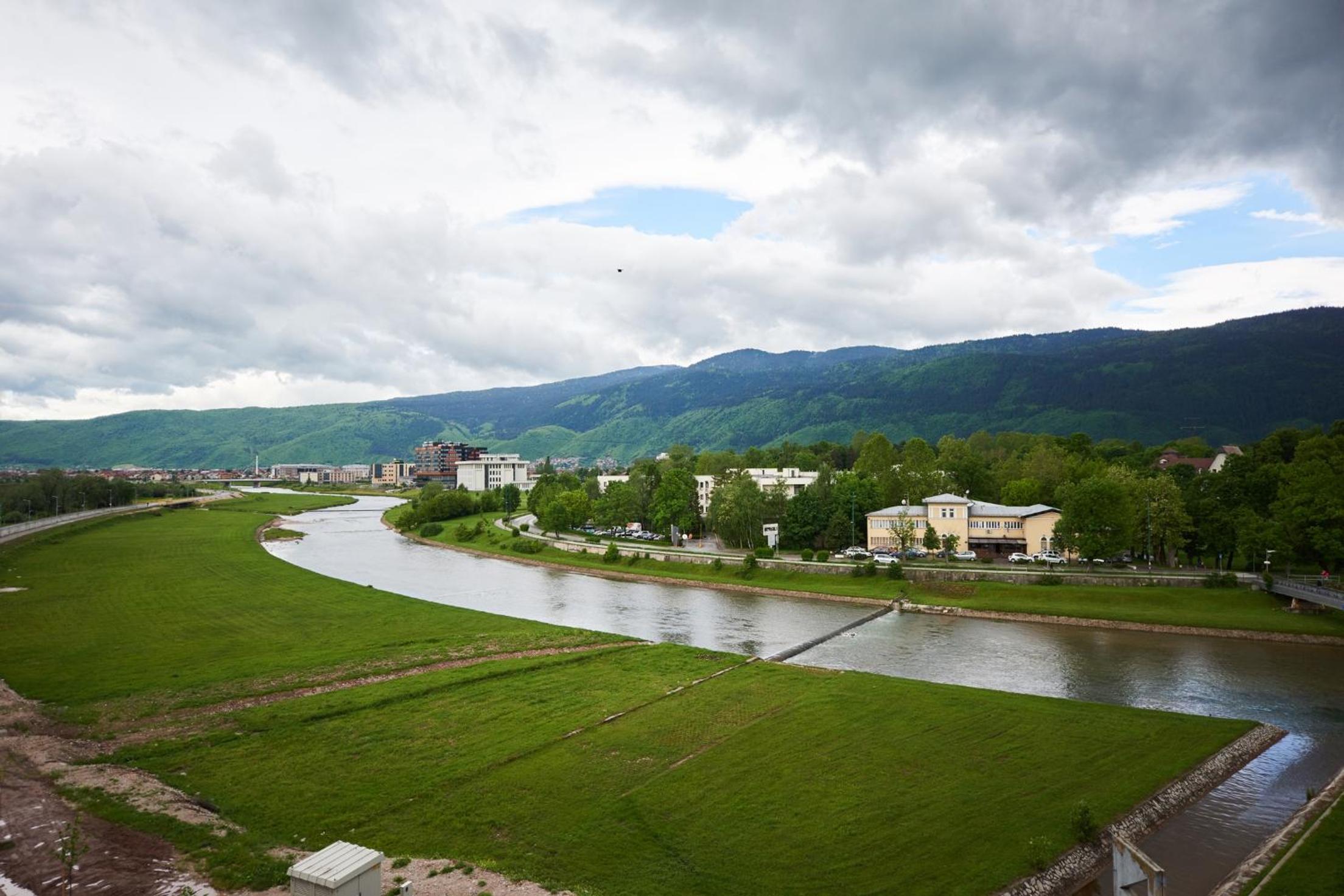 RIVER VIEW Apartments