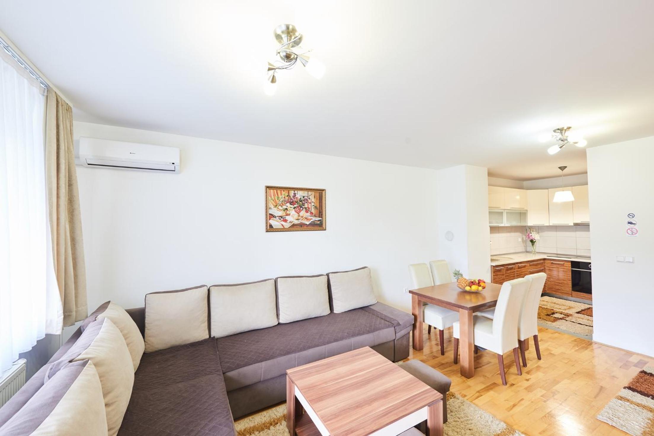 RIVER VIEW Apartments
