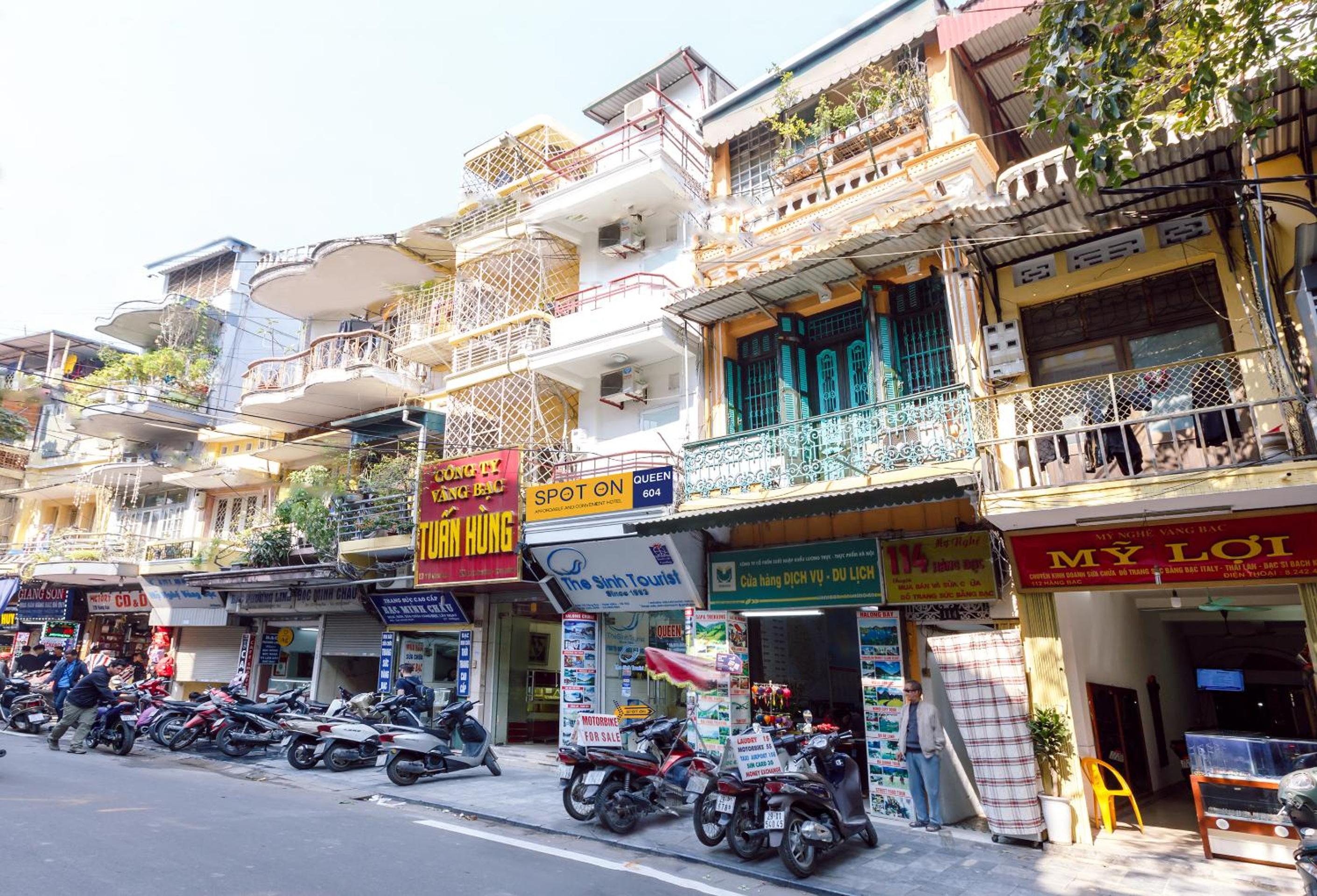 OYO 604 Queen Hotel spot-on