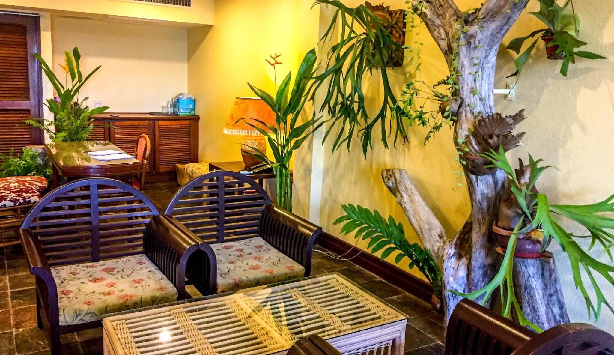 Palm Beach Resort & SPA